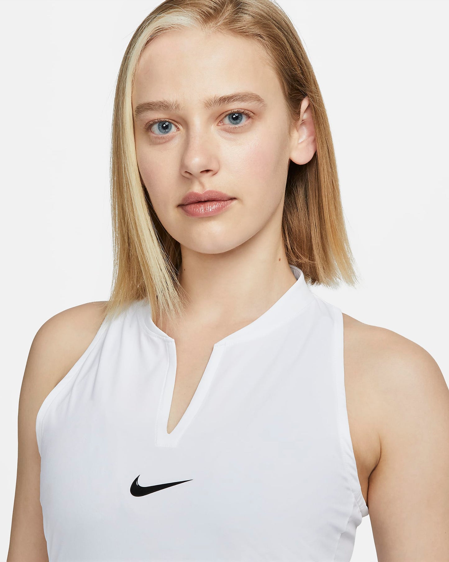 Nike Dri-FIT Advantage | White