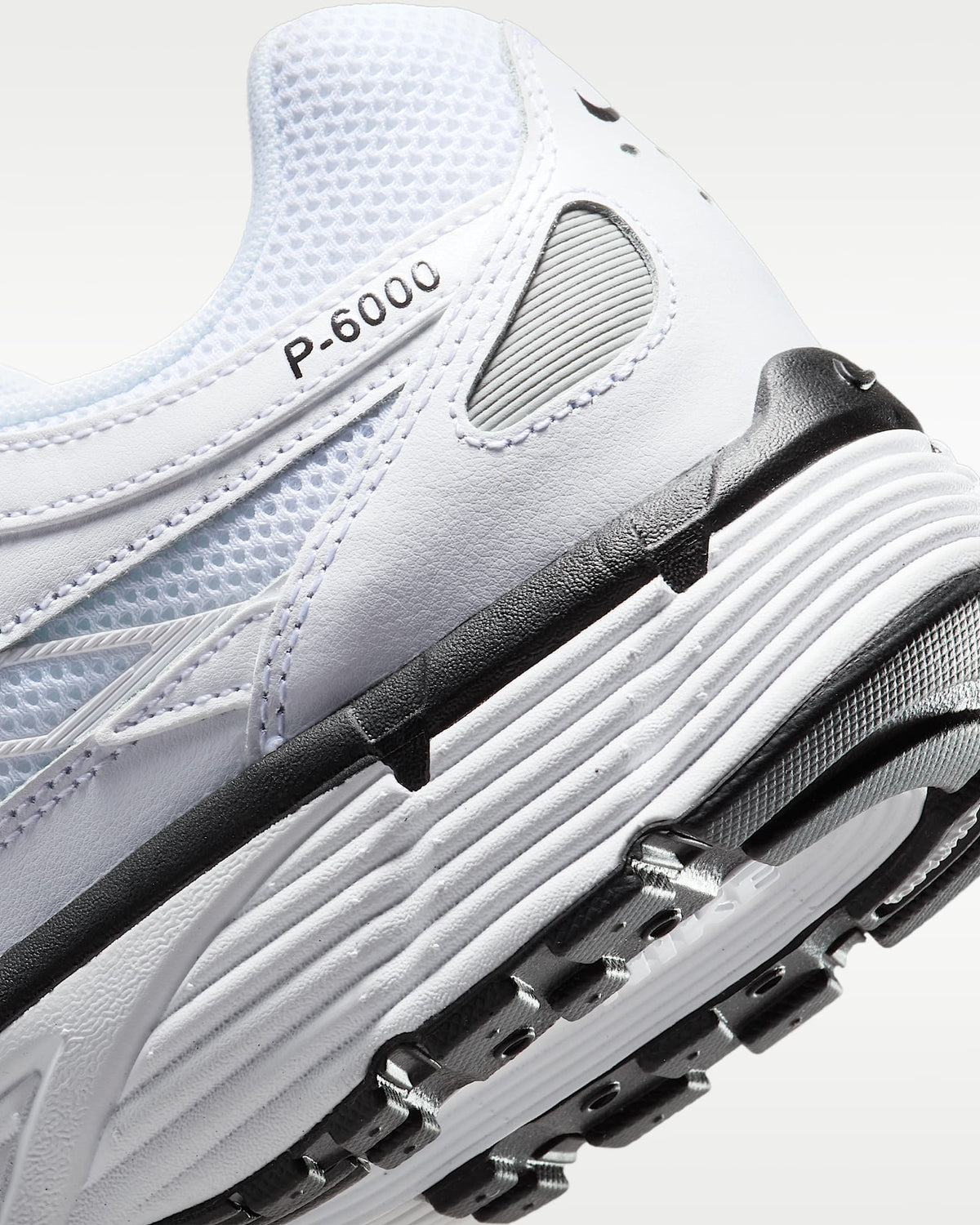 Nike P-6000 | White&Black