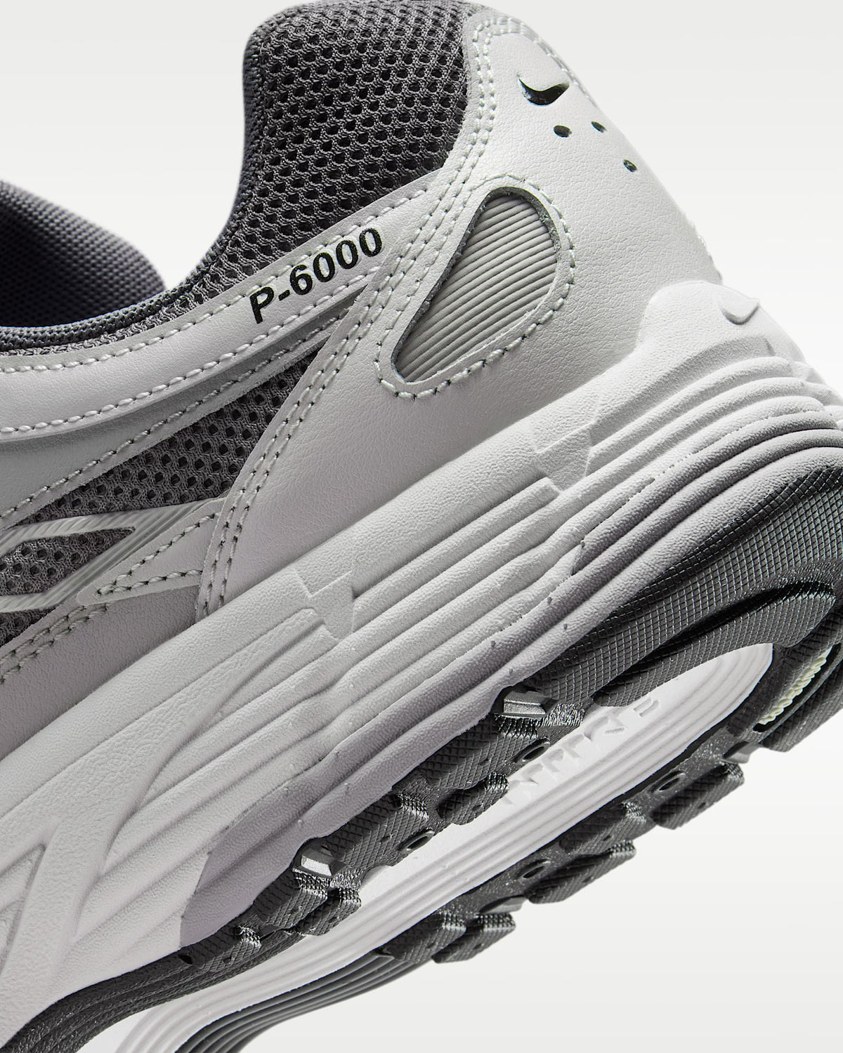 Nike P-6000 | Atmosphere Grey