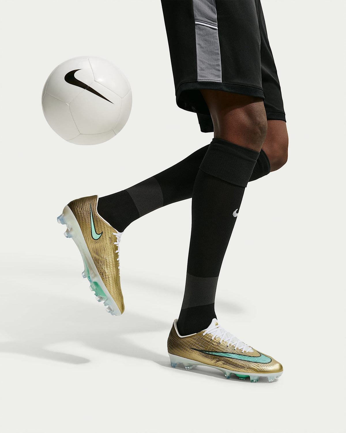 Nike Mercurial Superfly 11 Elite 'Kylian Mbappé' | Metallic Gold