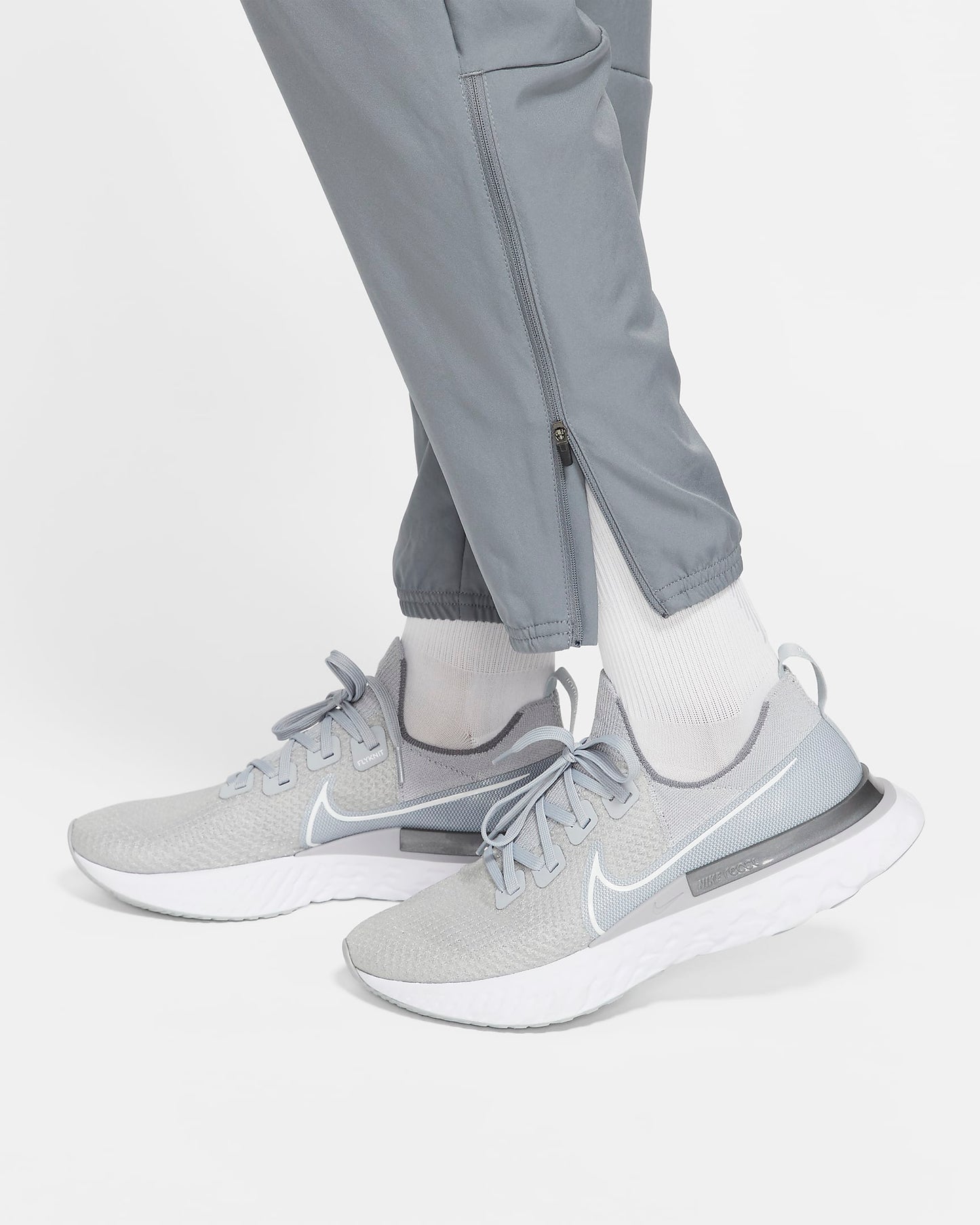 Nike Dri-FIT Challenger | Smoke Grey