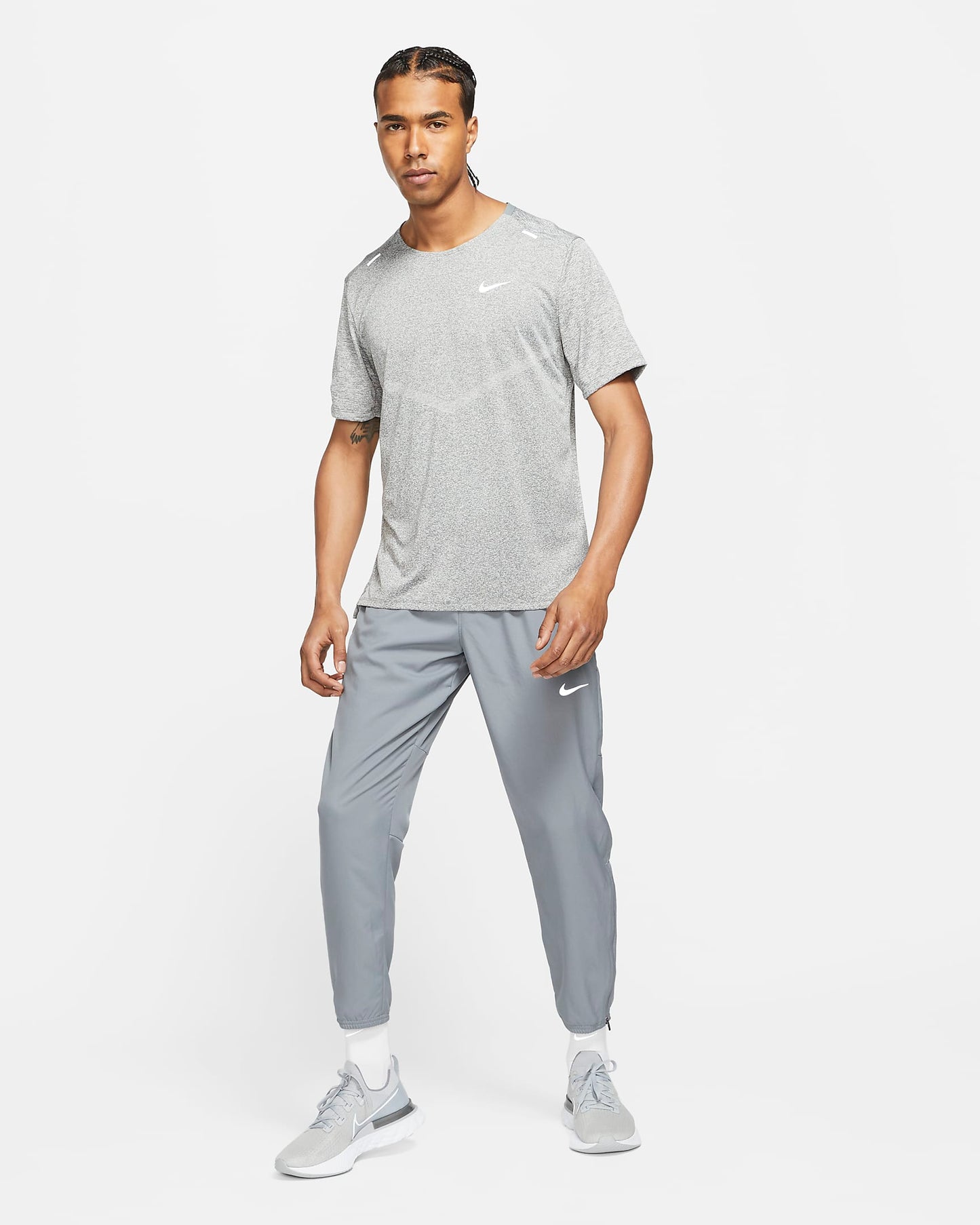 Nike Dri-FIT Challenger | Smoke Grey