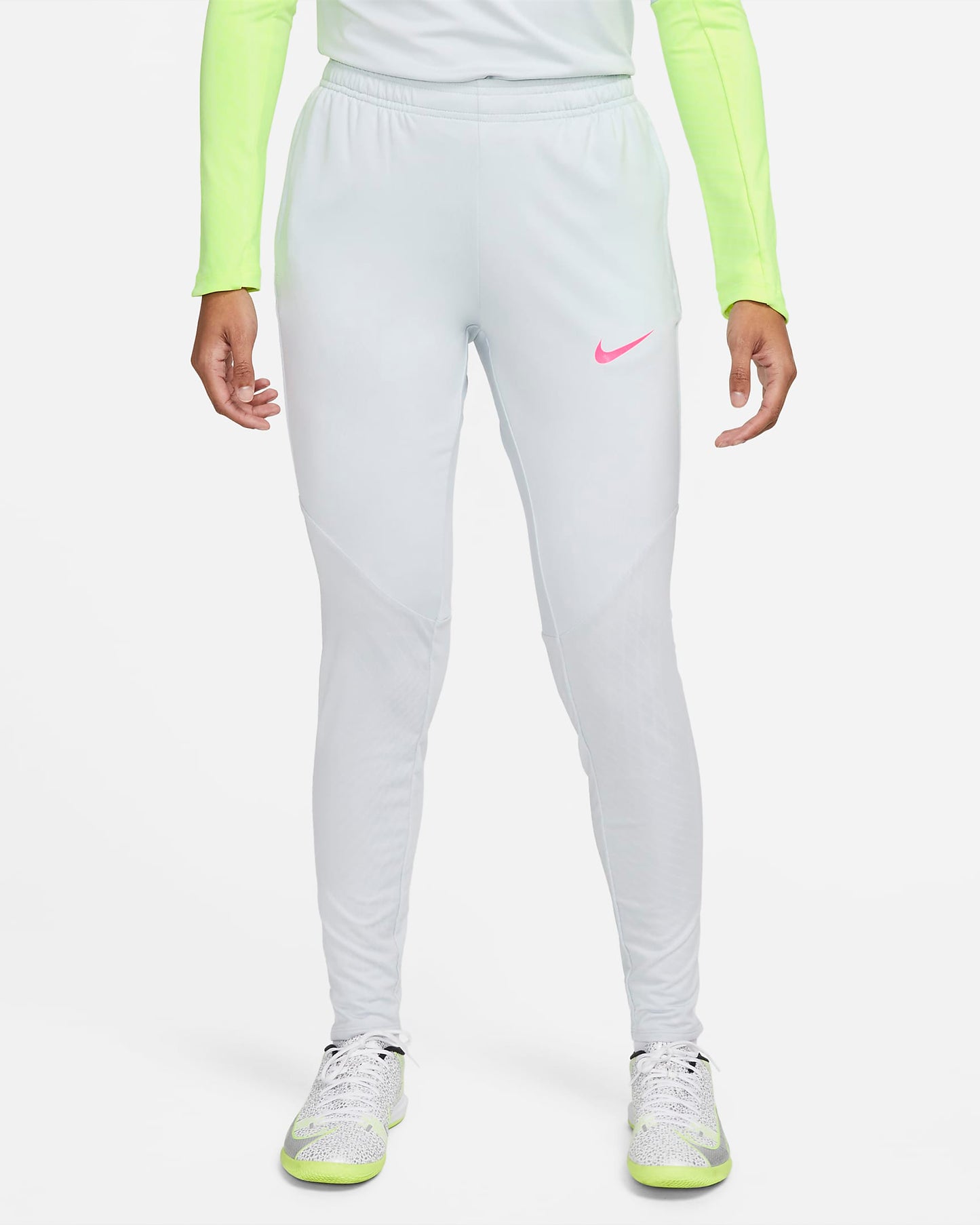 Nike Dri-FIT Strike | Pure Platinum