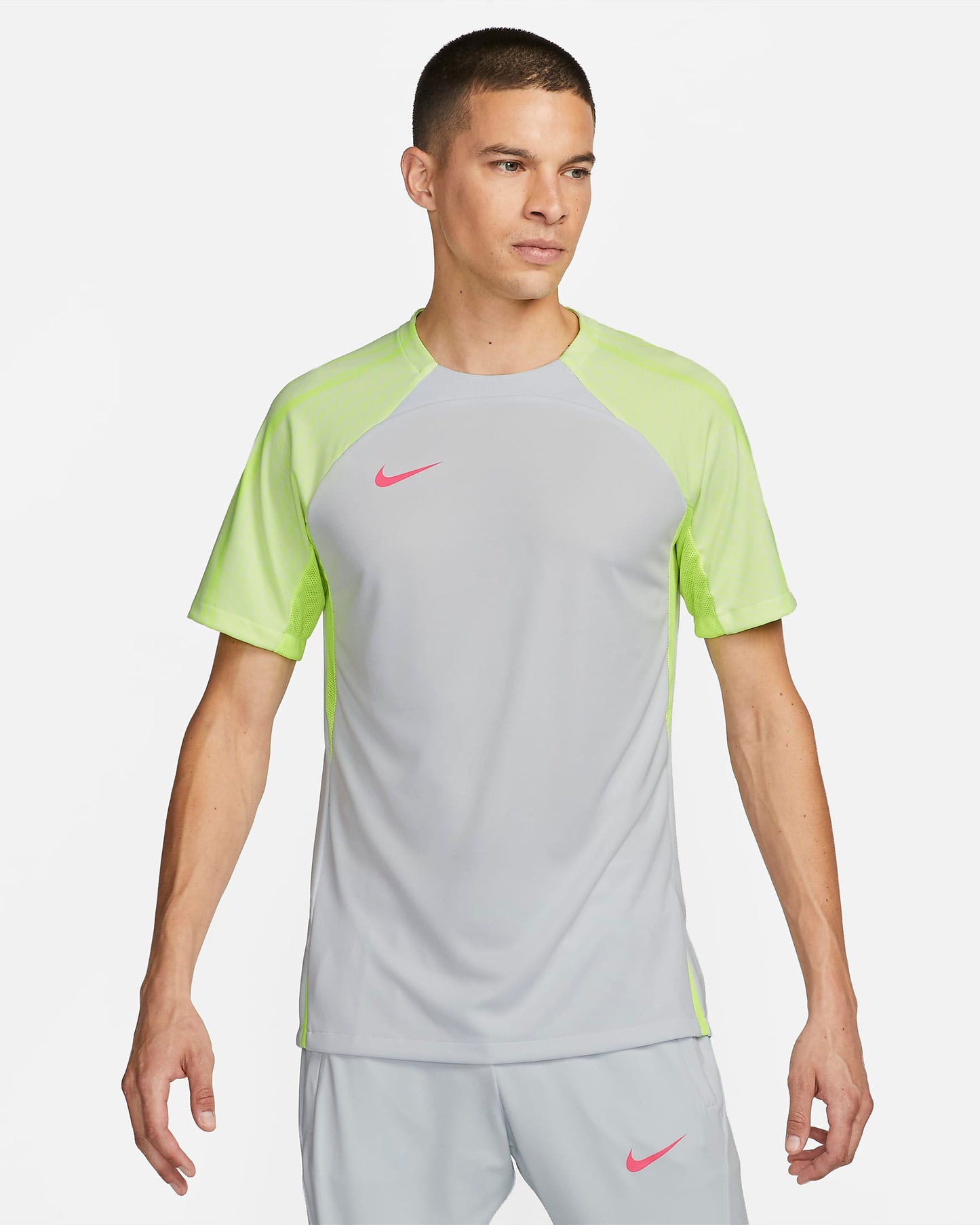 Nike Dri-FIT Strike | Pure Platinum