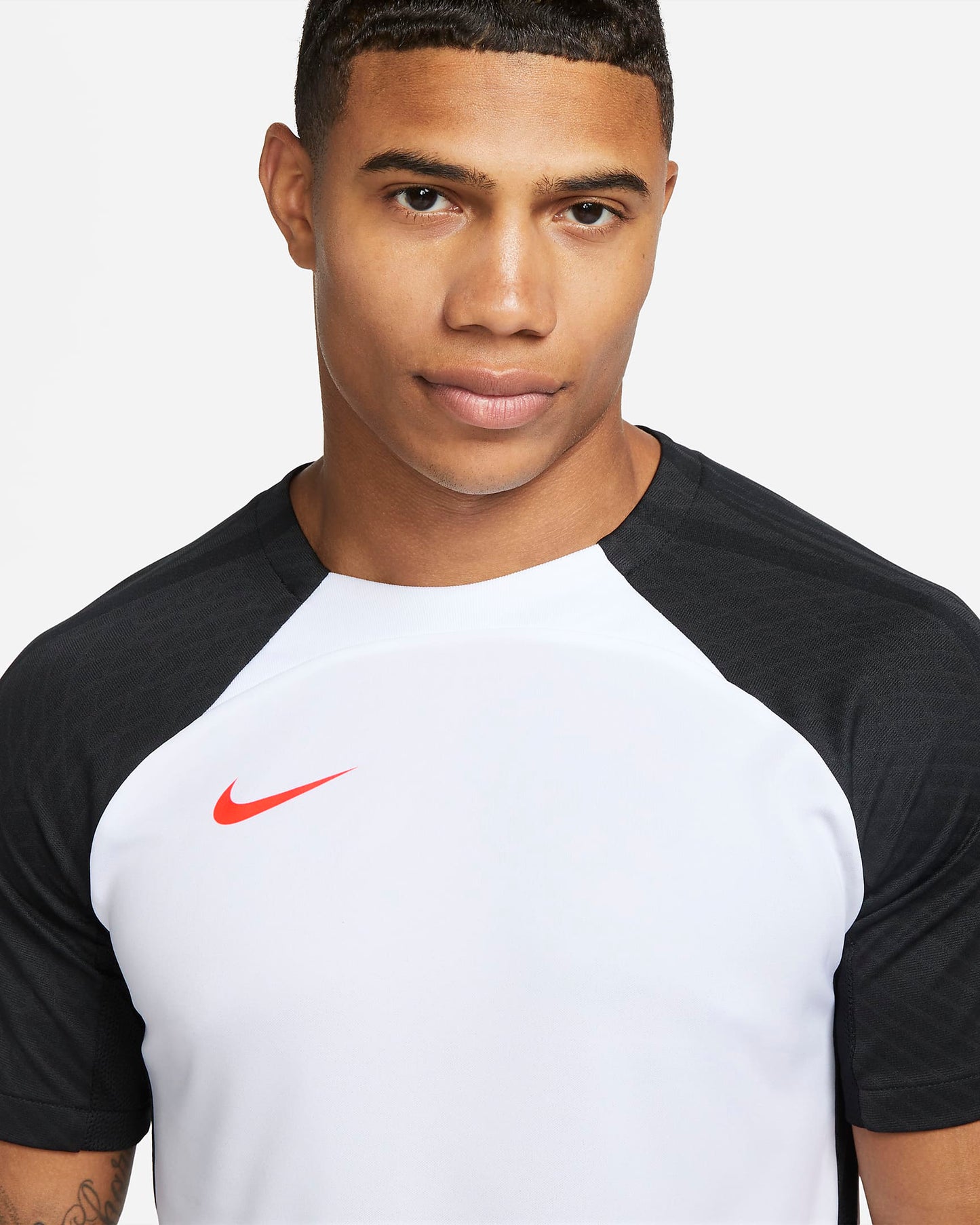 Nike Dri-FIT Strike | White