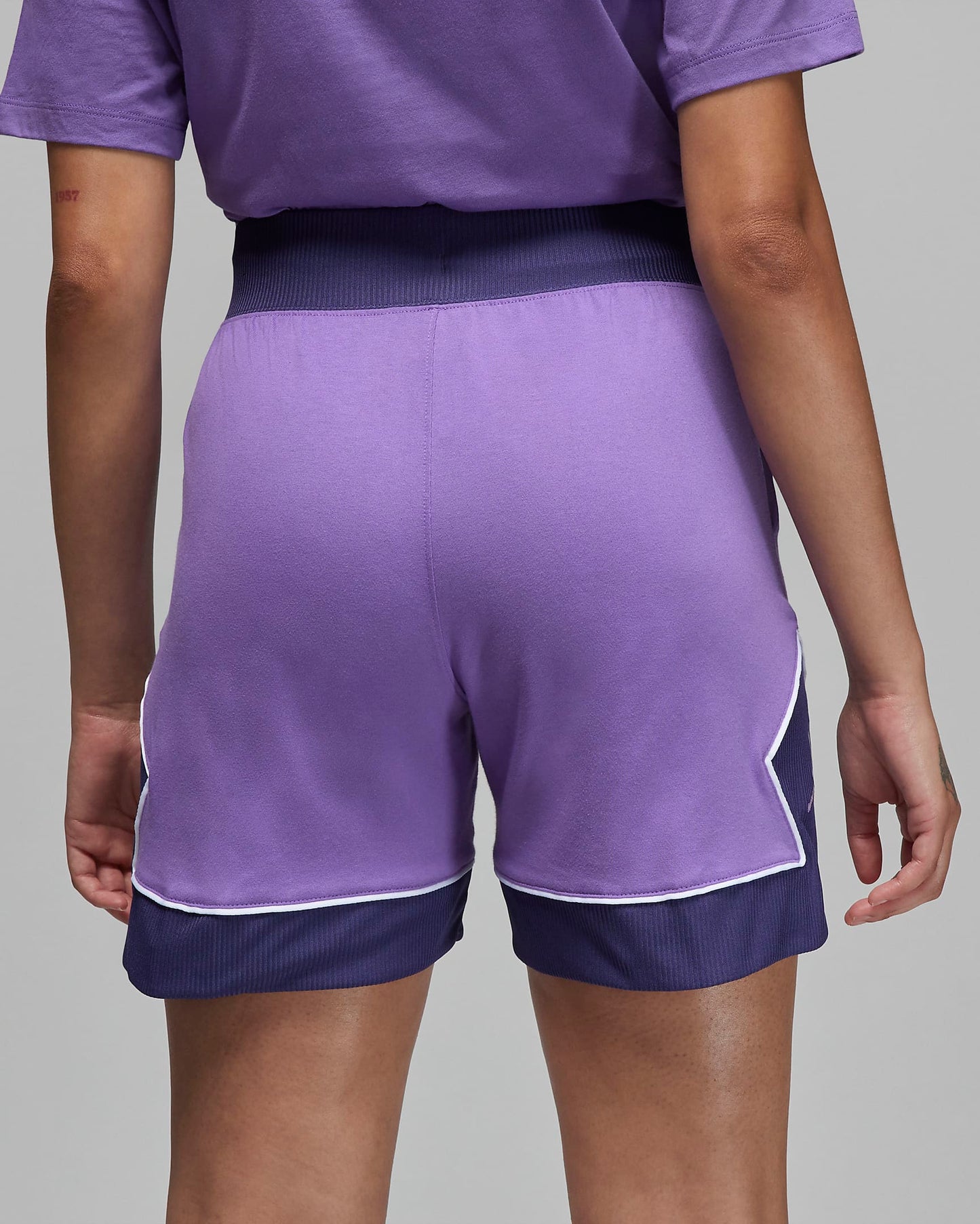 Jordan Women's Diamond Shorts | Action Grape