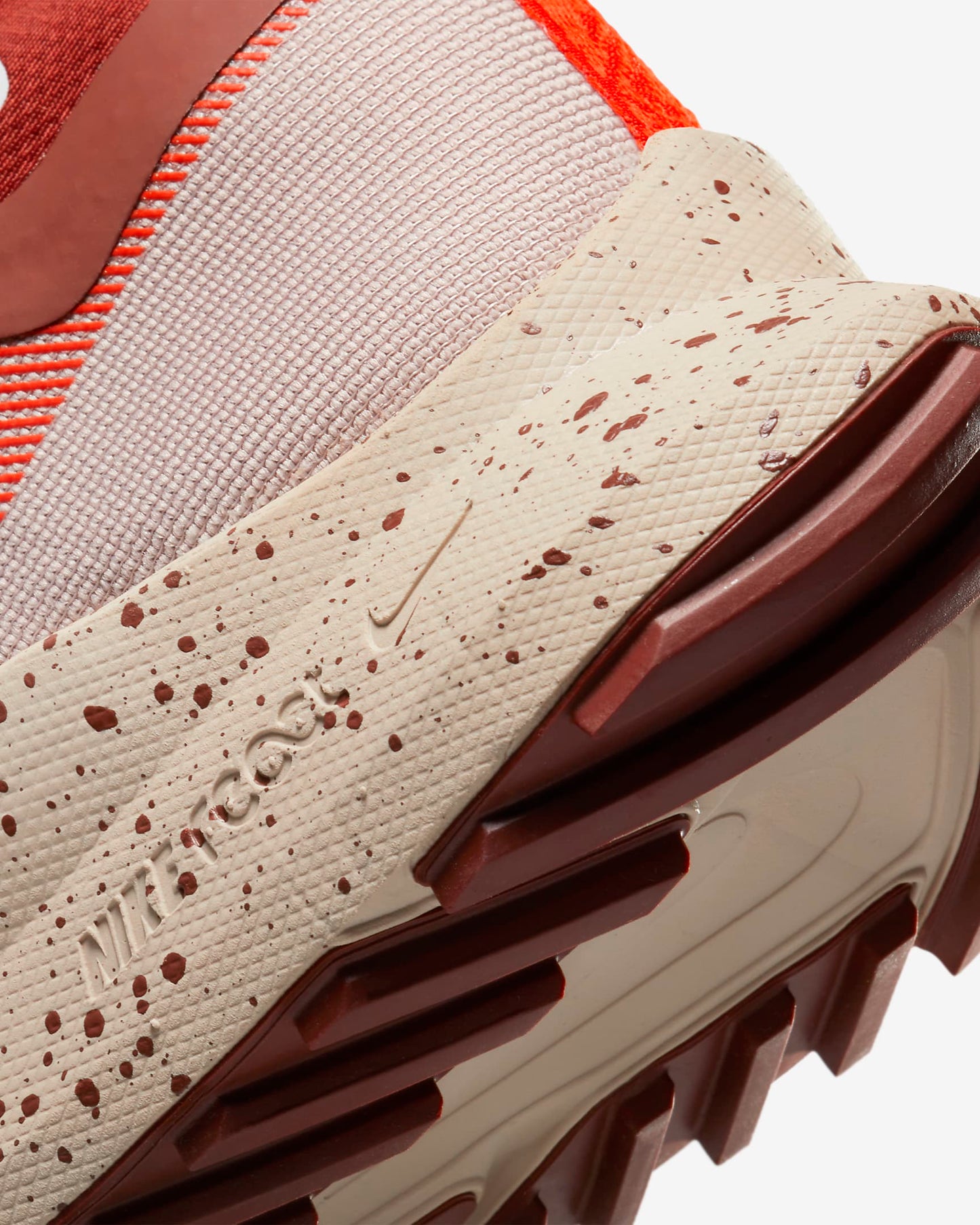 Nike Pegasus Trail 4 GORE-TEX | Picante Red