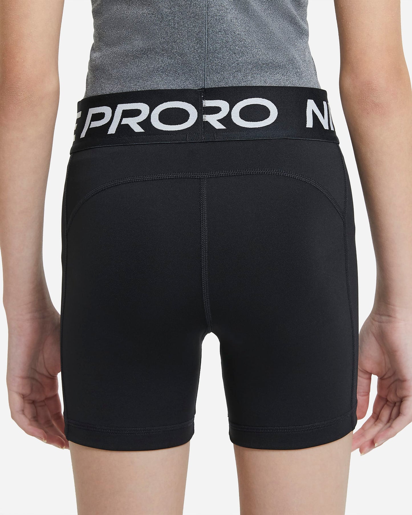 Nike Pro Older Girls' 10cm Shorts | Black