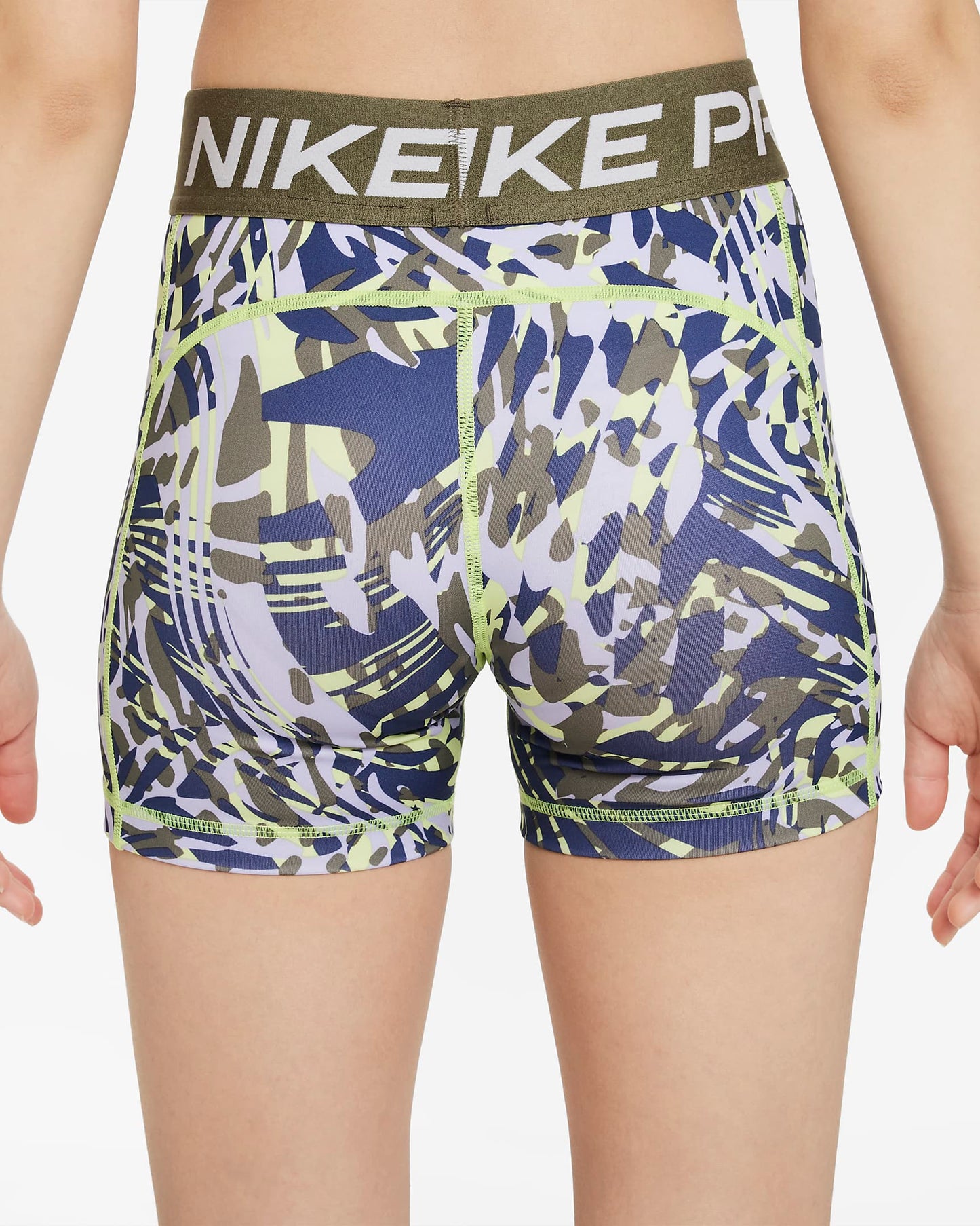 Nike Pro Older Girls' 8cm Shorts | Light Lemon Twist