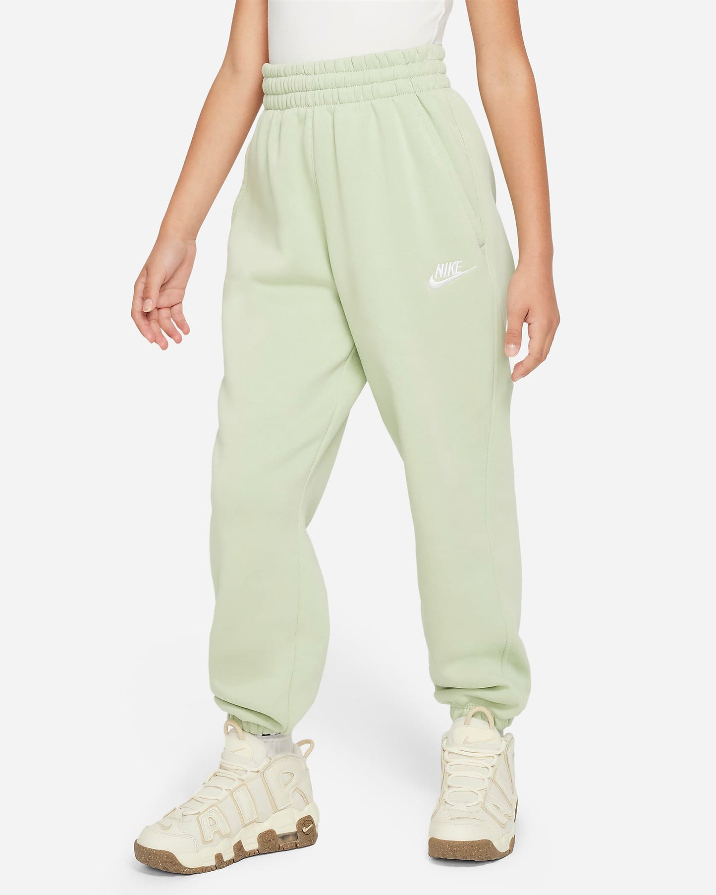 Nike Sportswear Club Fleece Older Girls' Loose Trousers | Honeydew