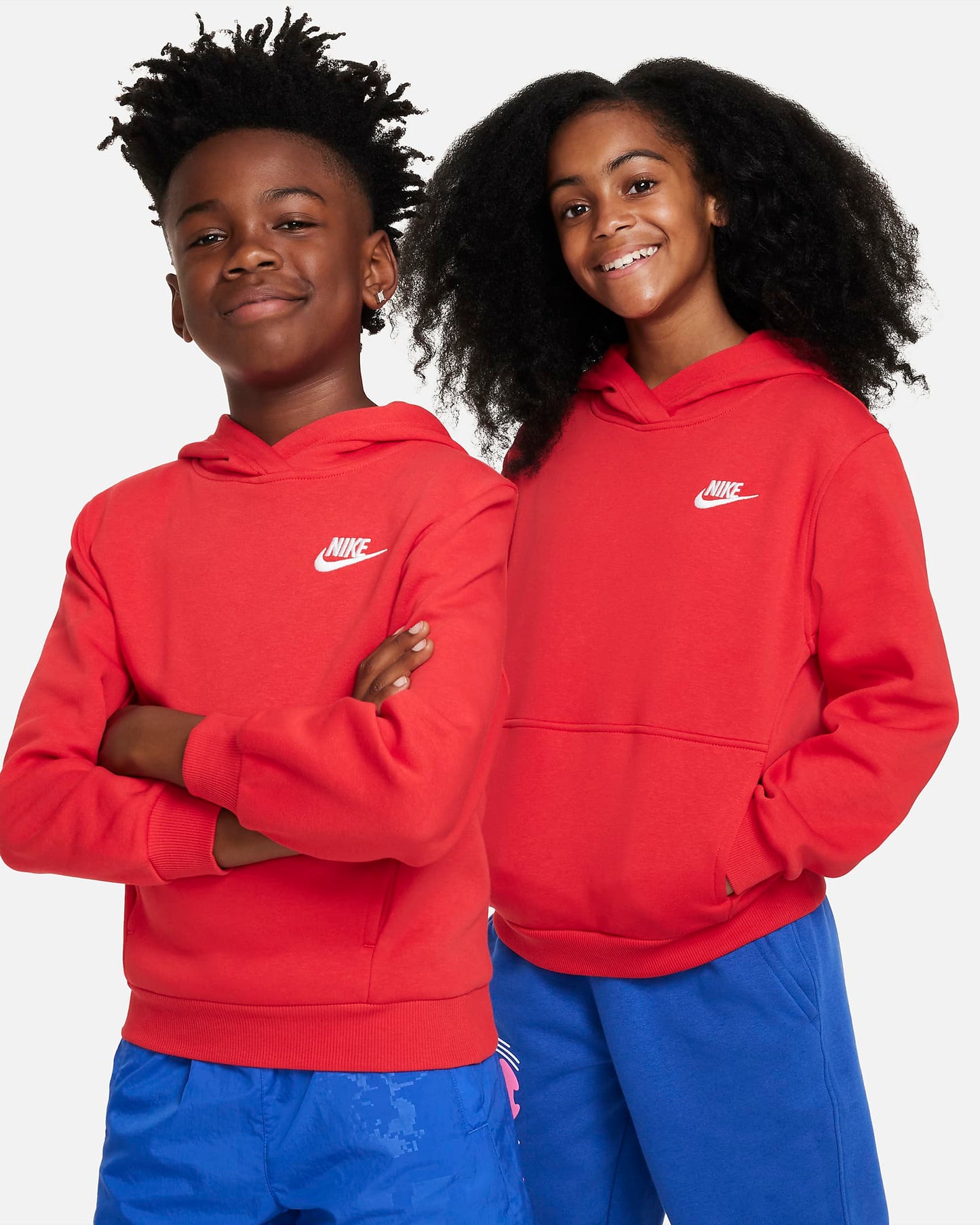 Nike Sportswear Club Fleece Older Kids' Pullover Hoodie | University Red