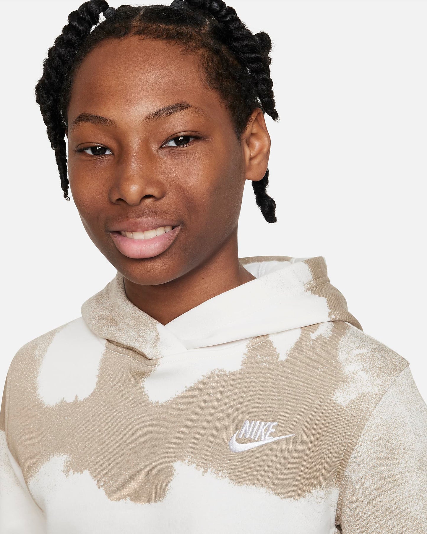 Nike Sportswear Club Fleece Older Kids' Pullover Hoodie | Khaki