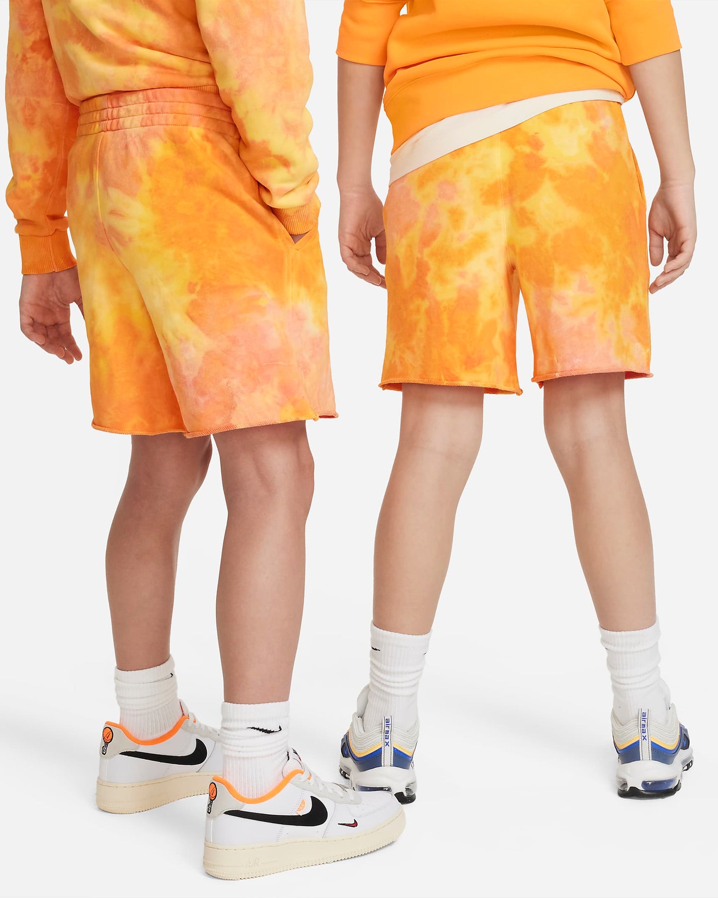 Nike Sportswear Club Fleece Older Kids' Shorts | Vivid Orange