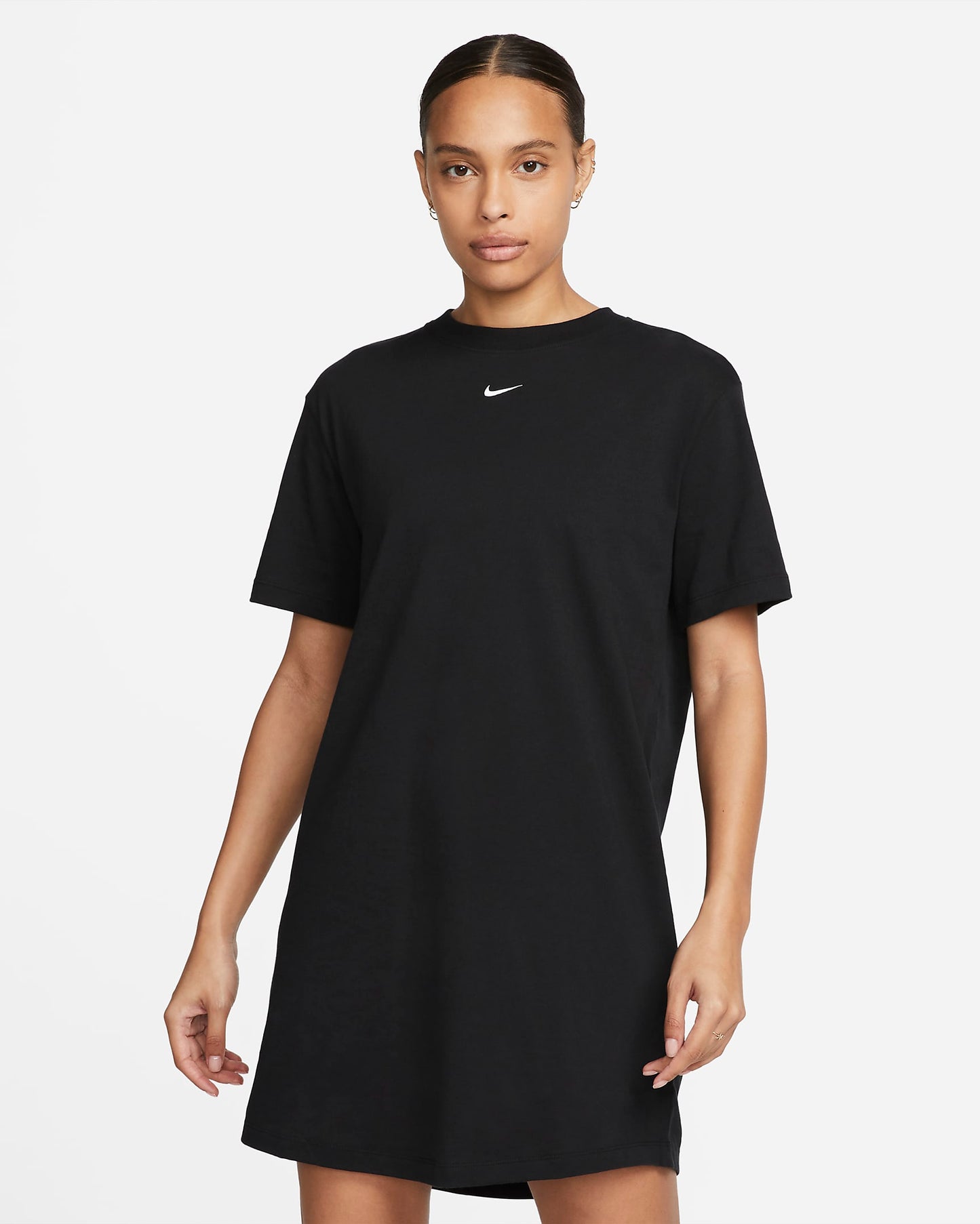 Nike Sportswear Essential T-Shirt | Black