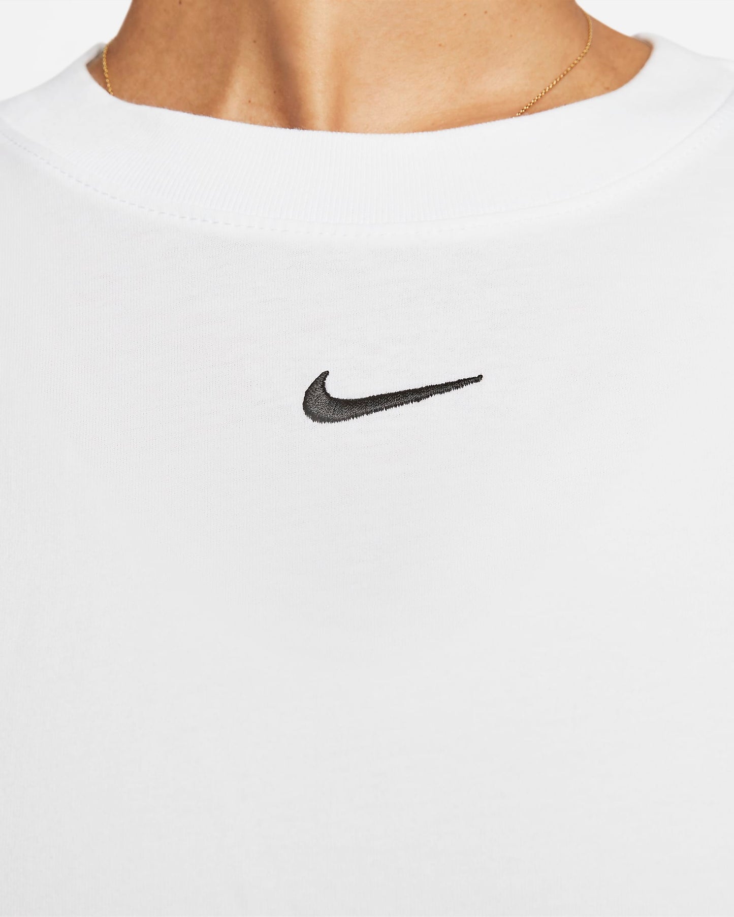 Nike Sportswear Essential T-Shirt | White