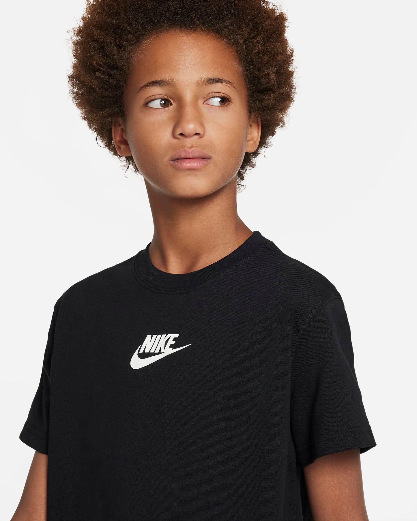 Nike Sportswear Premium Essentials Older Kids' T-Shirt | Black