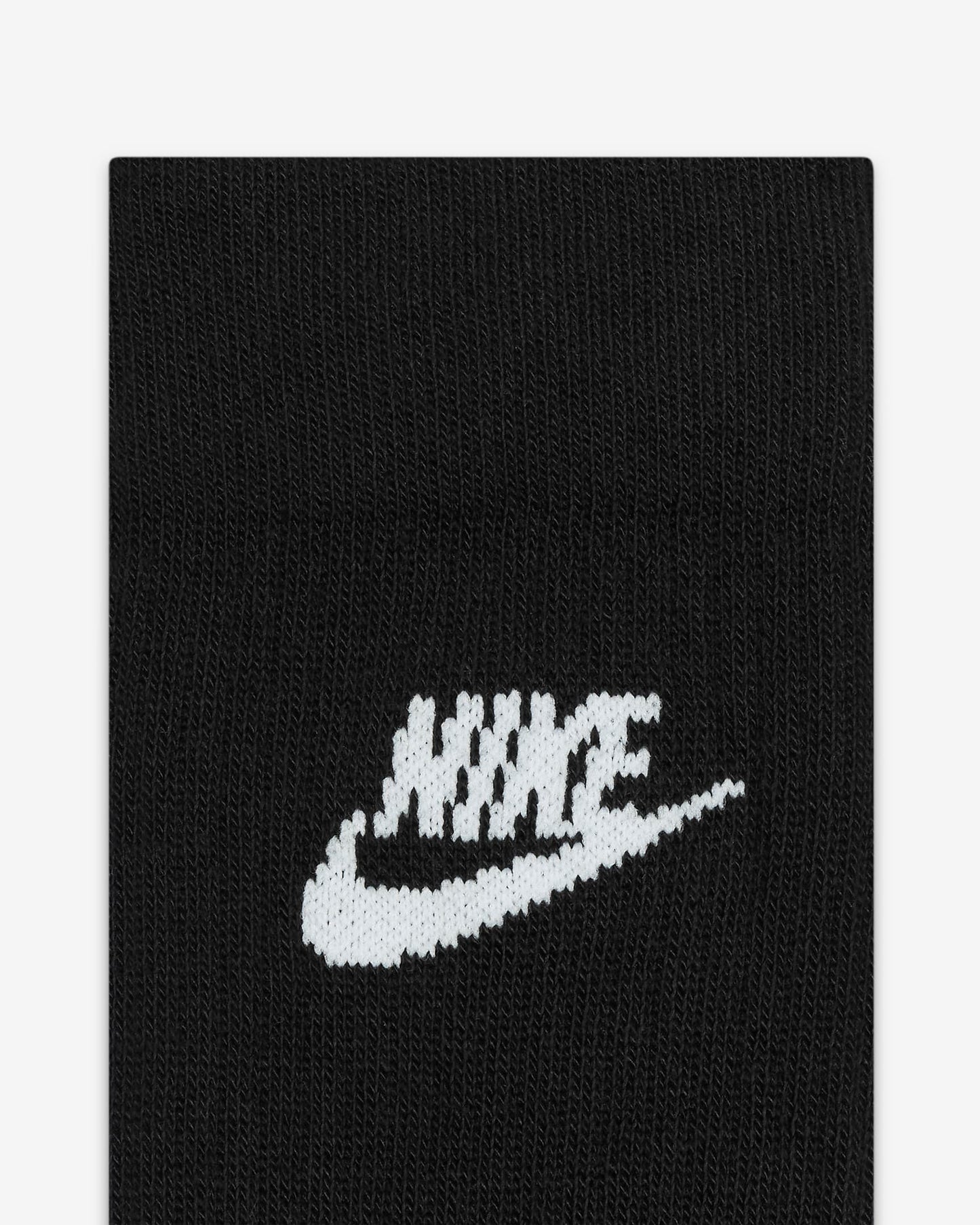 Nike Sportswear Everyday Essential | Black