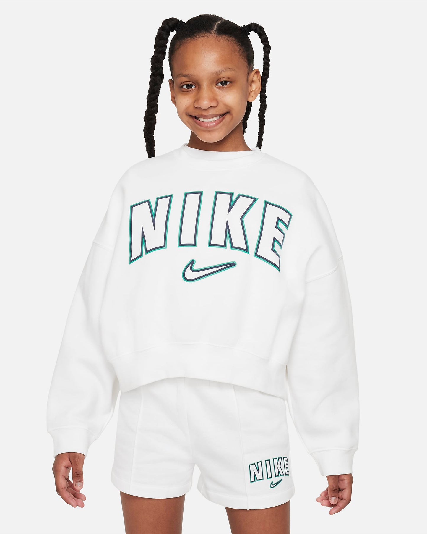 Nike Sportswear Older Girls' Fleece Crew-Neck Sweatshirt | White