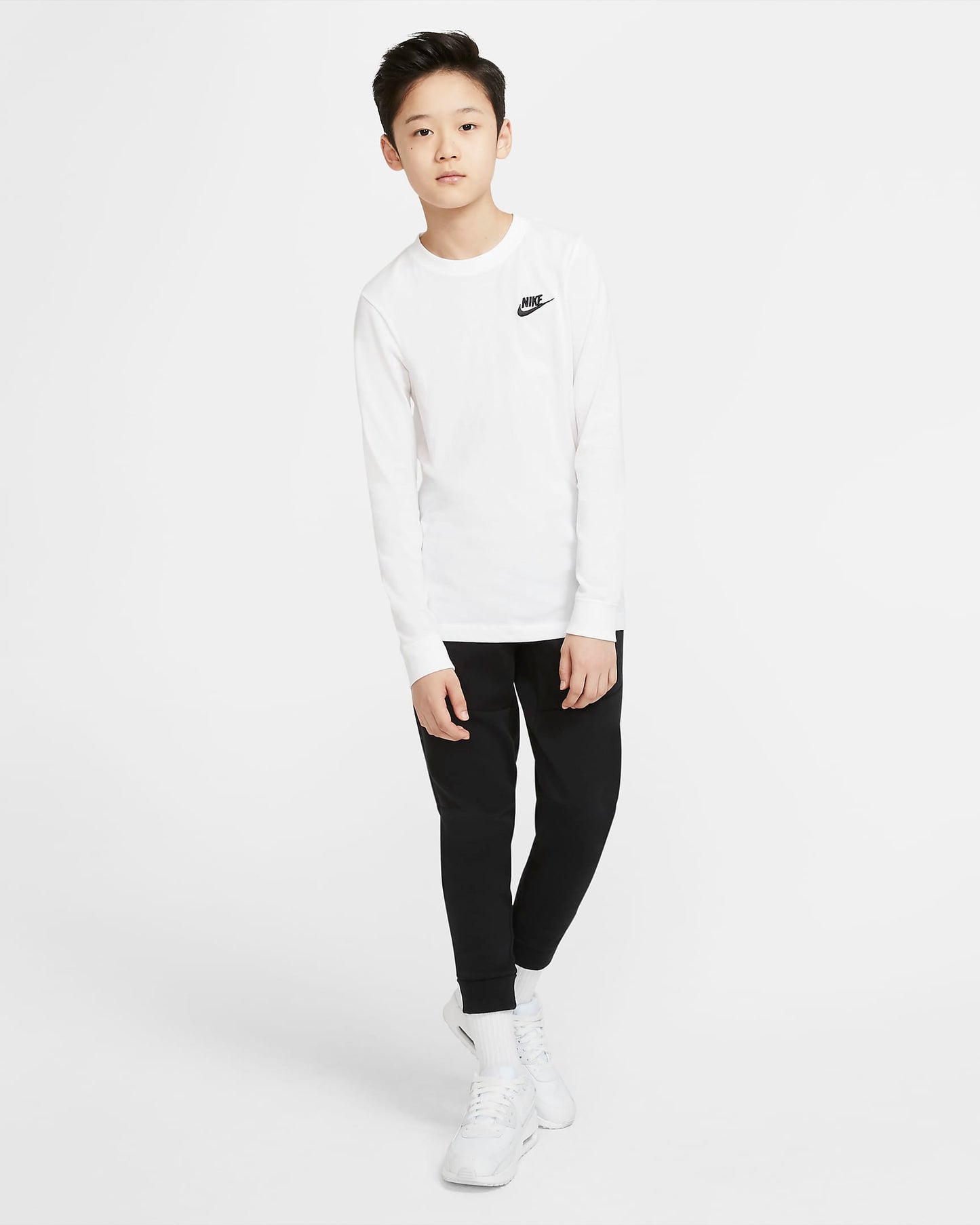 Nike Sportswear Older Kids' (Boys') Long-Sleeve T-Shirt | White