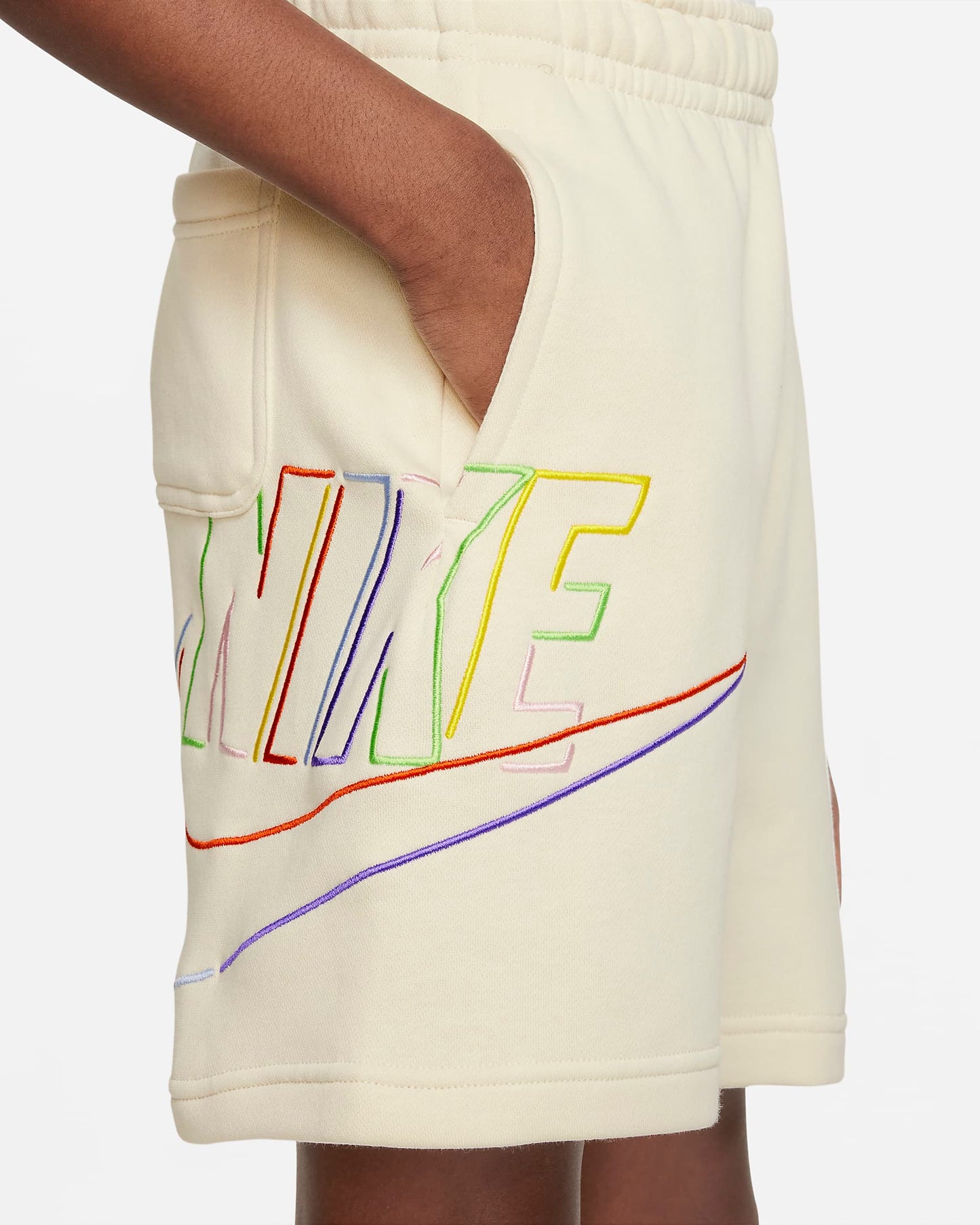 Nike Sportswear Older Boys' Shorts | Coconut Milk