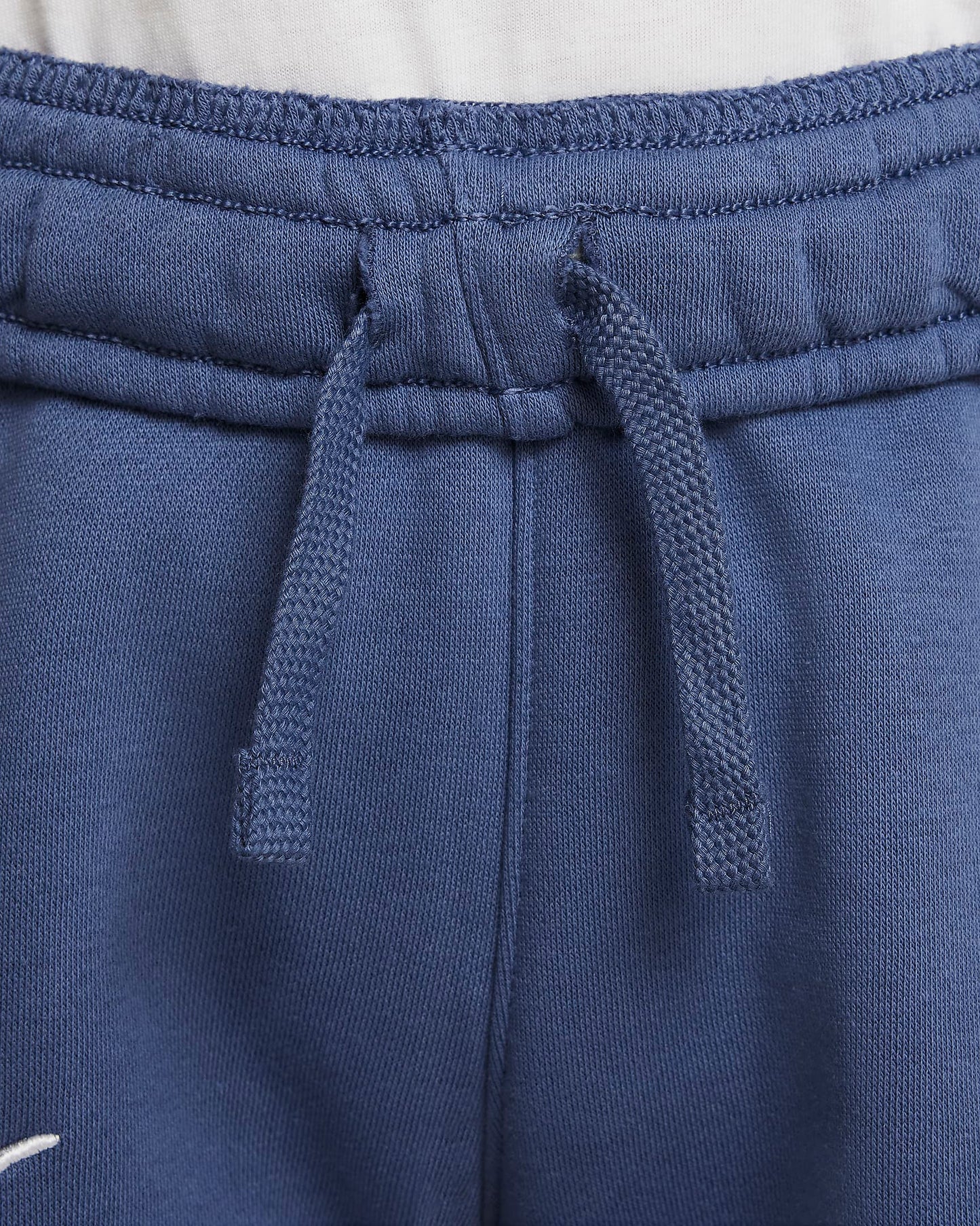 Nike Sportswear Older Boys' Shorts | Diffused Blue