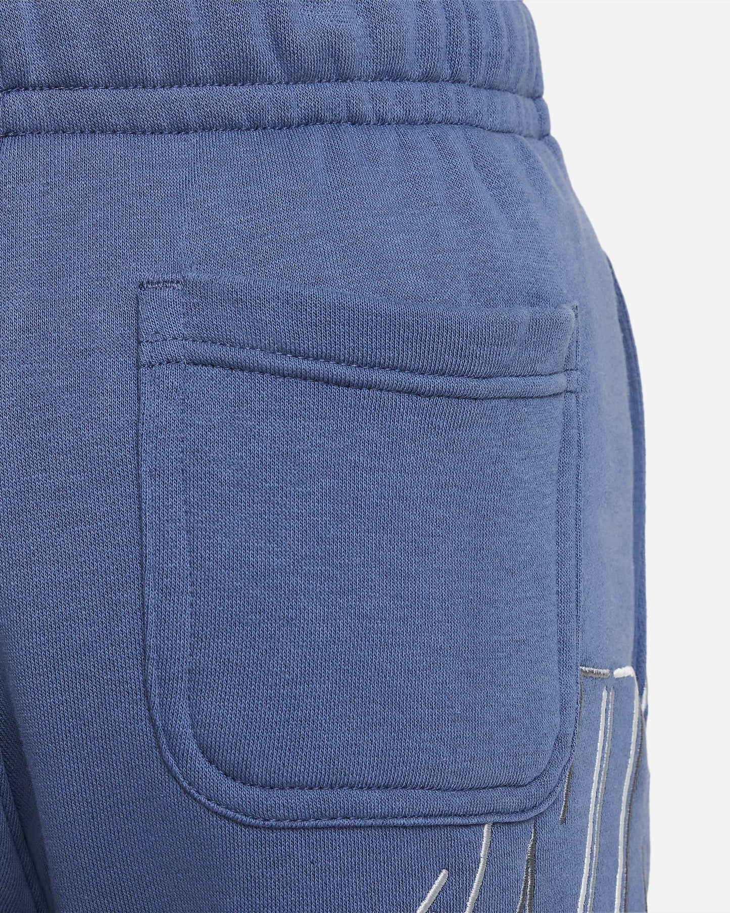 Nike Sportswear Older Boys' Shorts | Diffused Blue