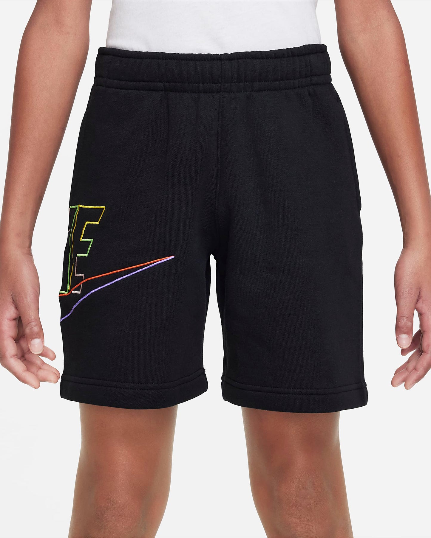 Nike Sportswear Older Boys' Shorts | Black