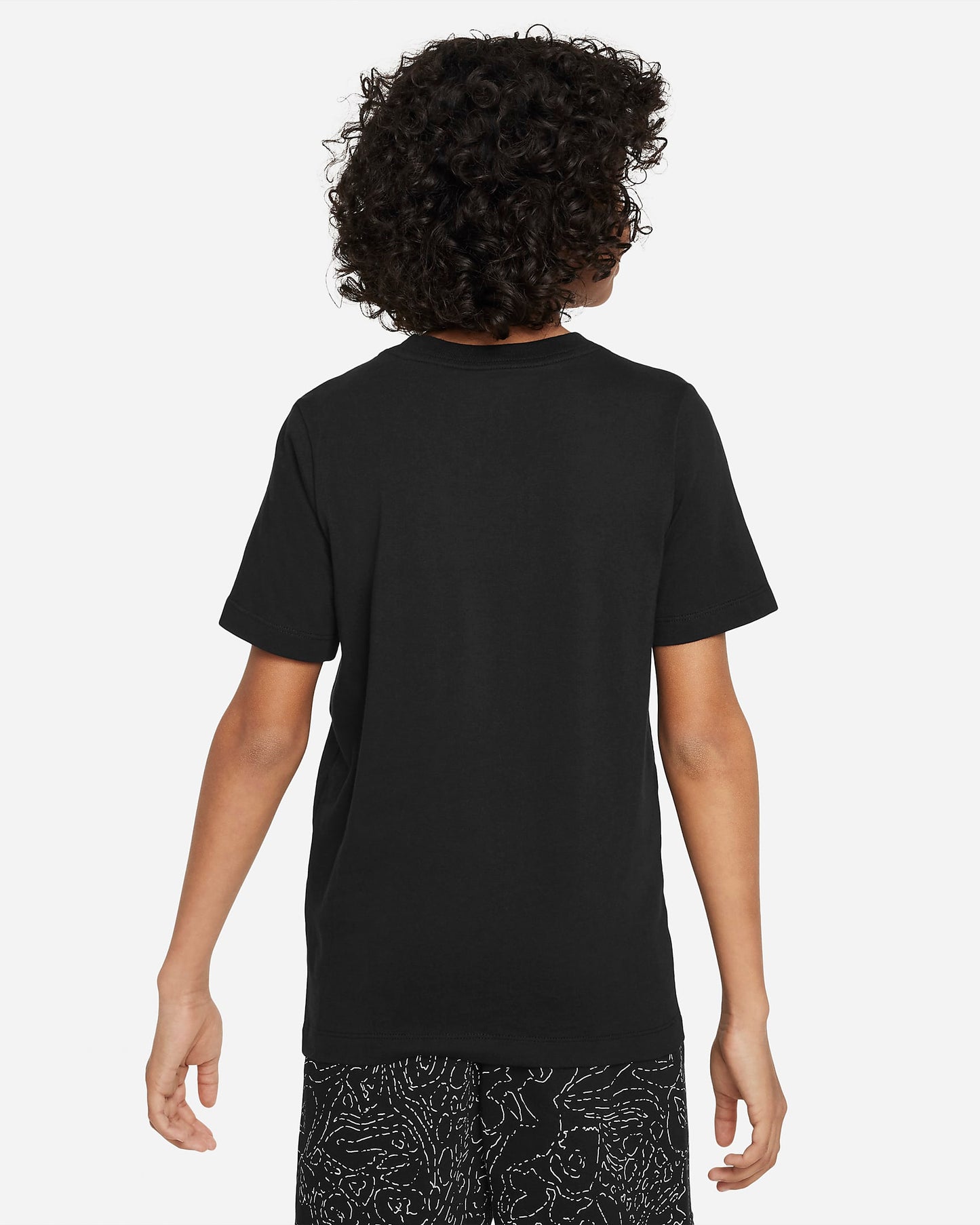 Nike Sportswear Older Kids' T-Shirt | Black