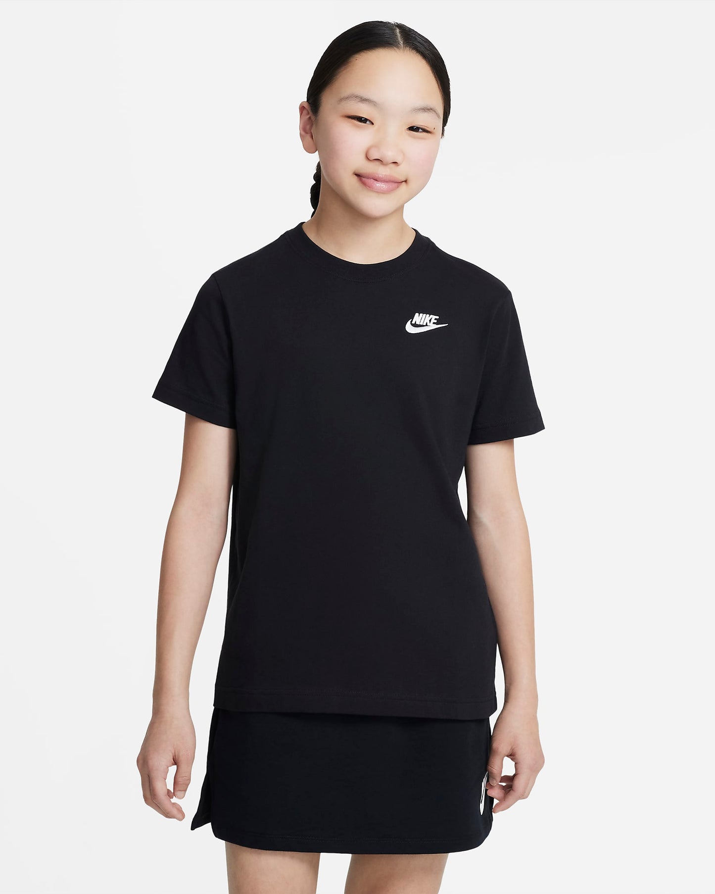 Nike Sportswear Older Kids' (Girls') T-Shirt | Black