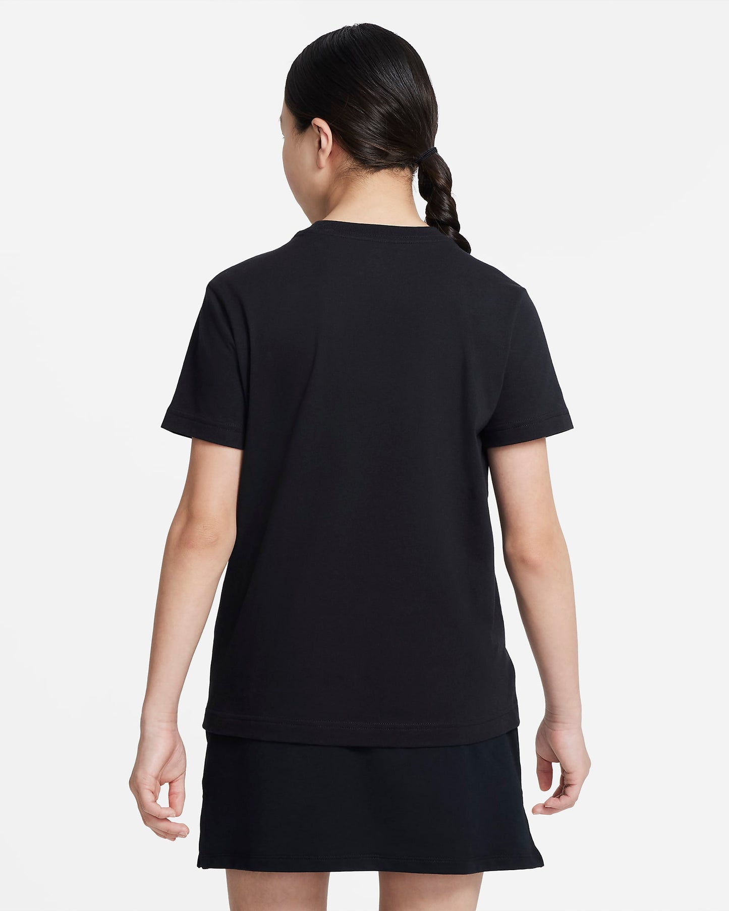 Nike Sportswear Older Kids' (Girls') T-Shirt | Black