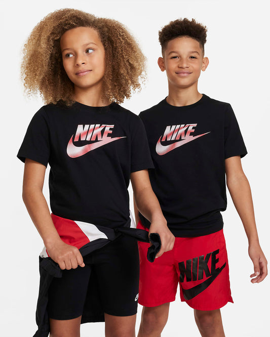 Nike Sportswear Older Kids' T-Shirt Graphic | Black