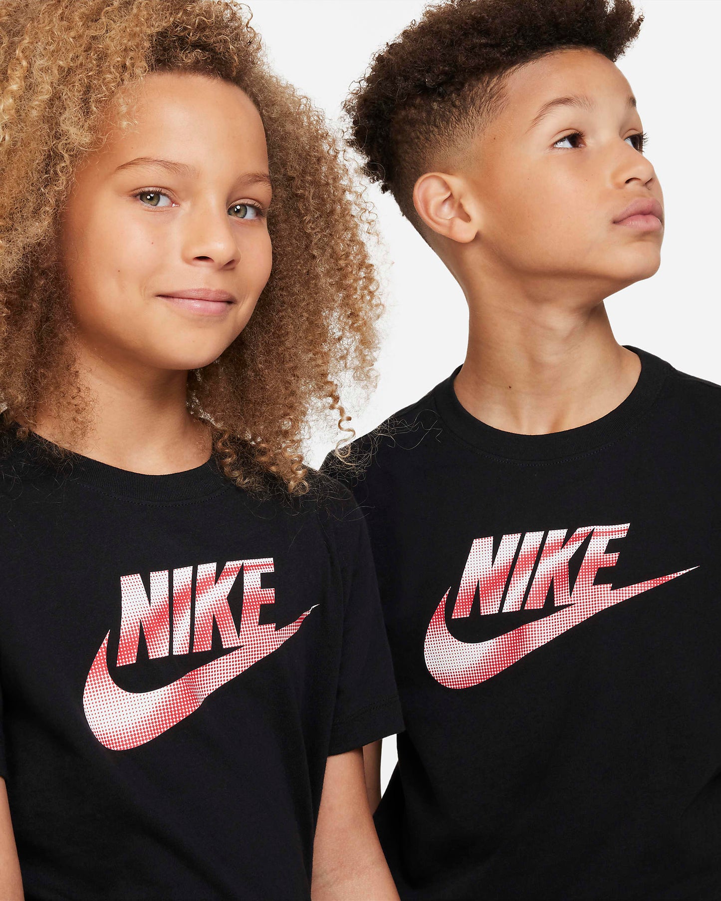 Nike Sportswear Older Kids' T-Shirt Graphic | Black