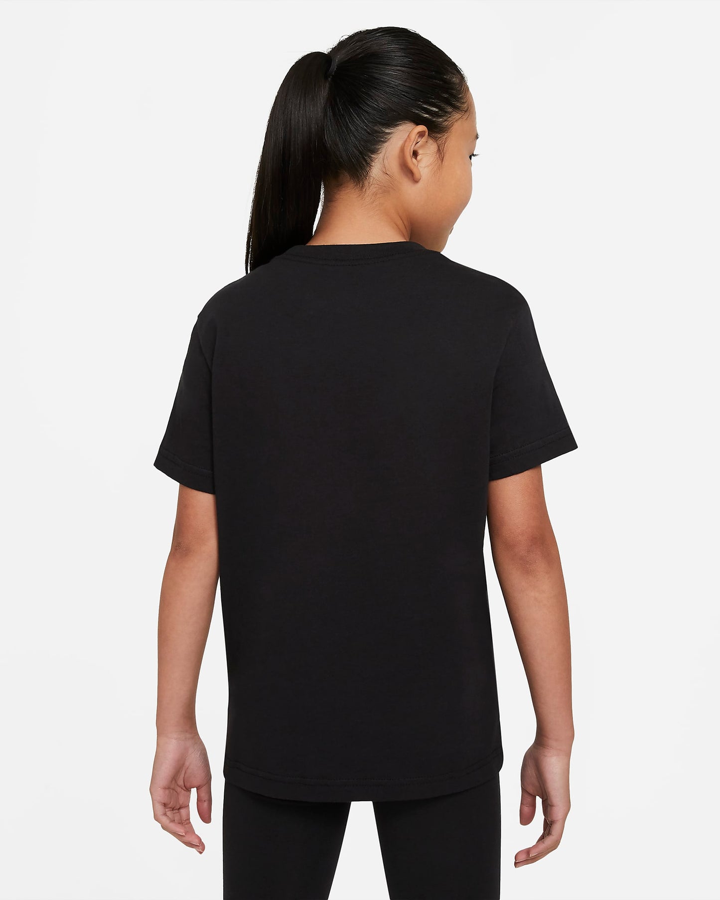 Nike Sportswear Older Kids' (Girls') T-Shirt | Black