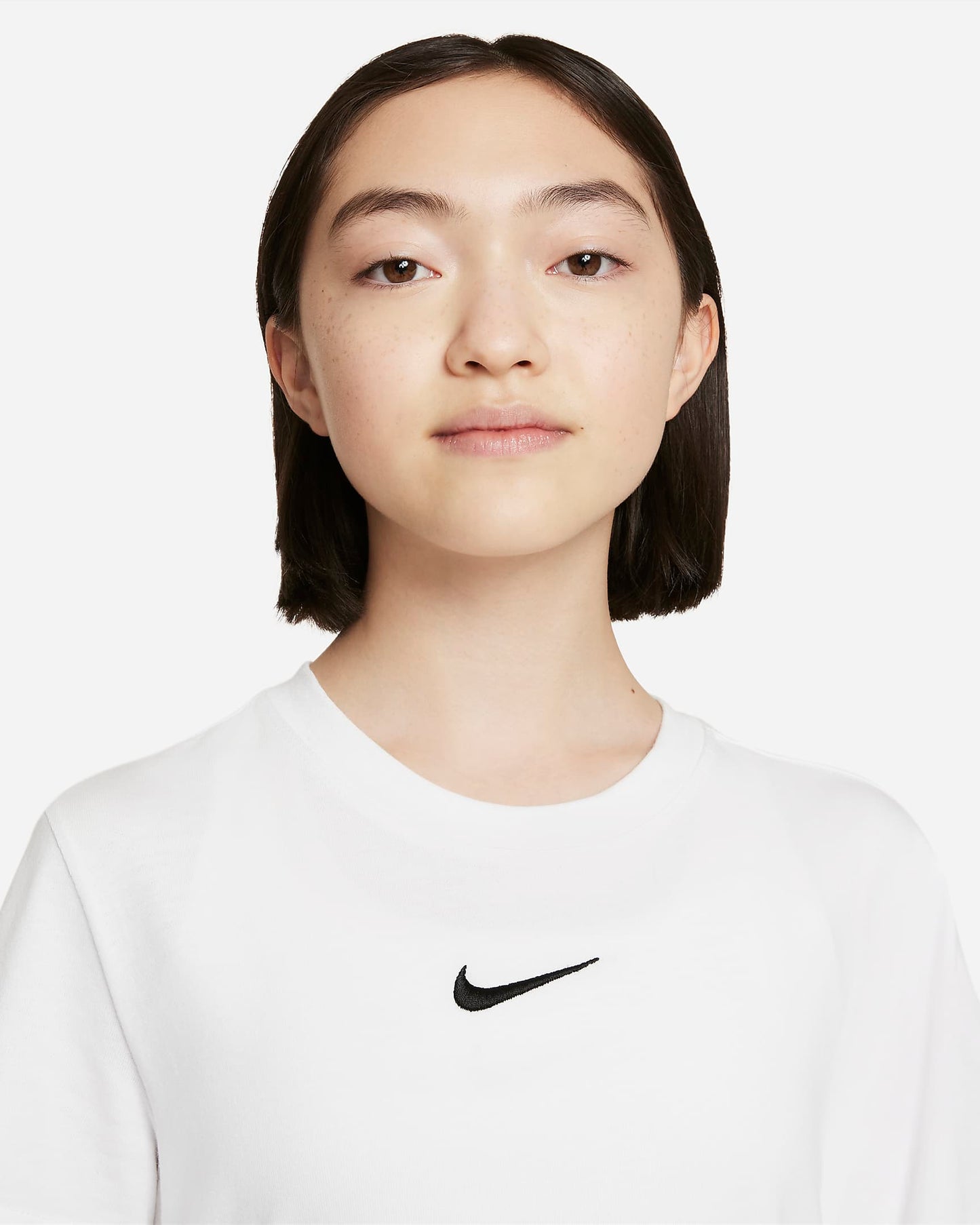 Nike Sportswear Older Kids' (Girls') T-Shirt | White