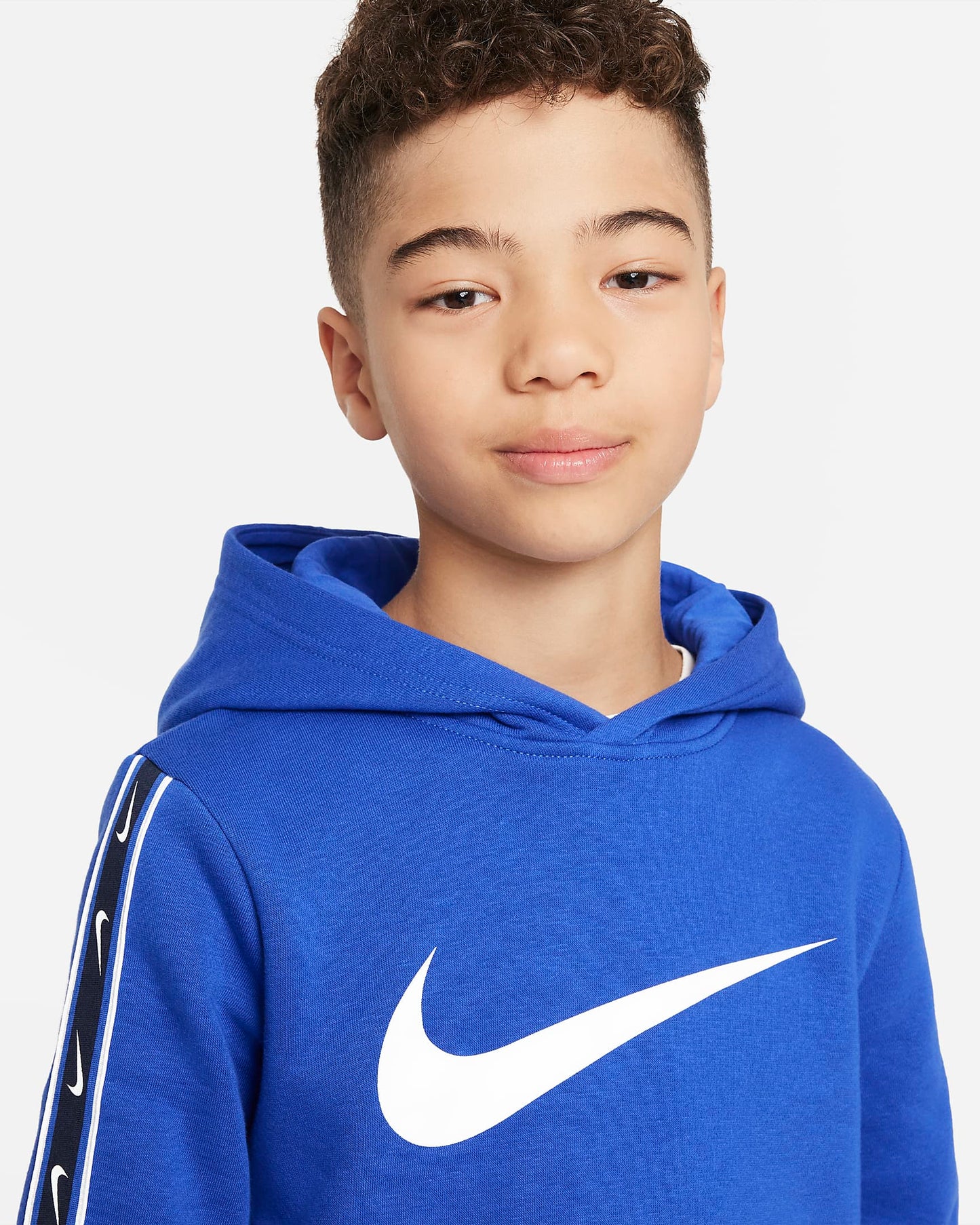 Nike Sportswear Repeat Older Boys' Fleece Pullover Hoodie | Game Royal