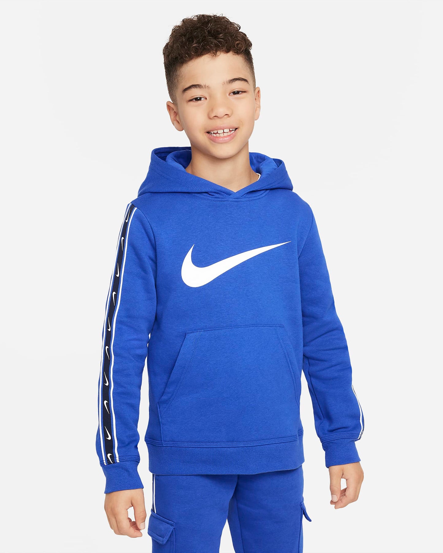 Nike Sportswear Repeat Older Boys' Fleece Pullover Hoodie | Game Royal