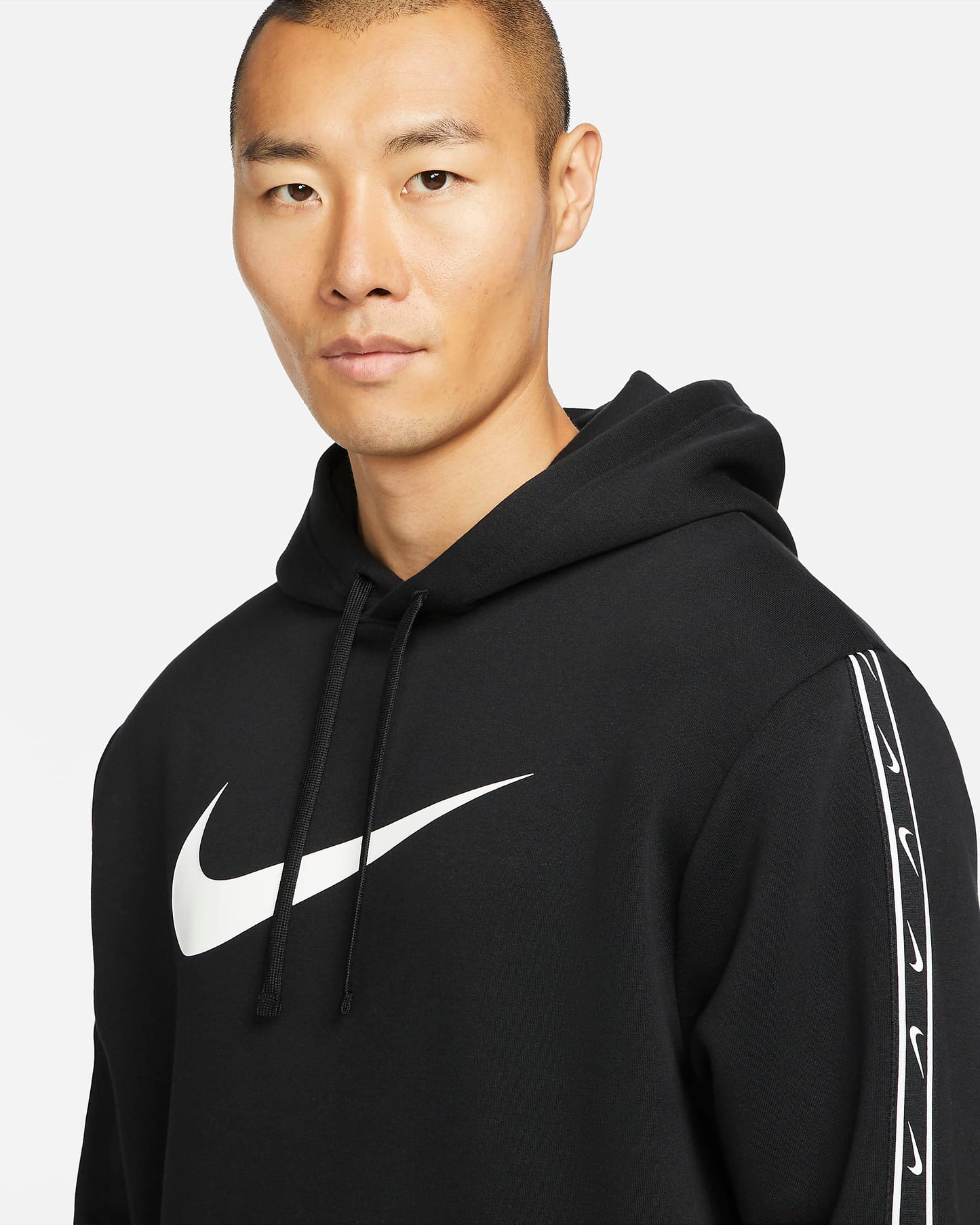 Nike Sportswear Repeat Pullover Fleece Hoodie | Black&White