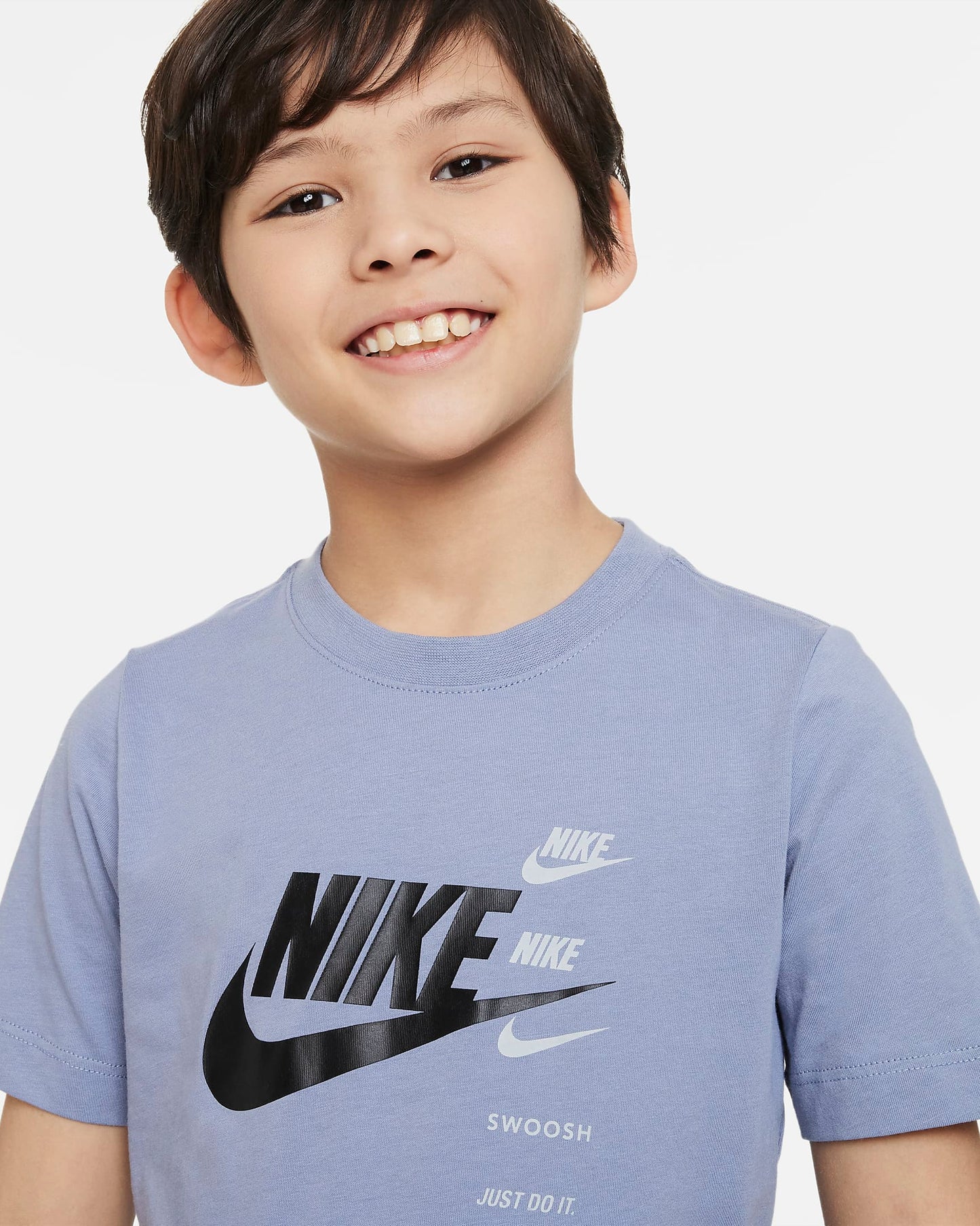 Nike Sportswear Standard Issue Older Kids' (Boys') T-Shirt | Ashen Slate