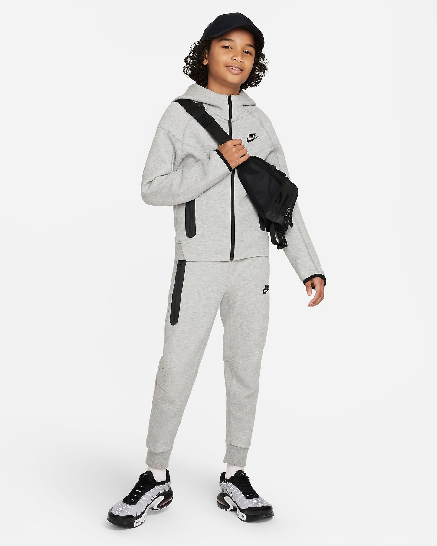 Nike Sportswear Tech Fleece Older Boys' Hoodie | Dark Grey Heather