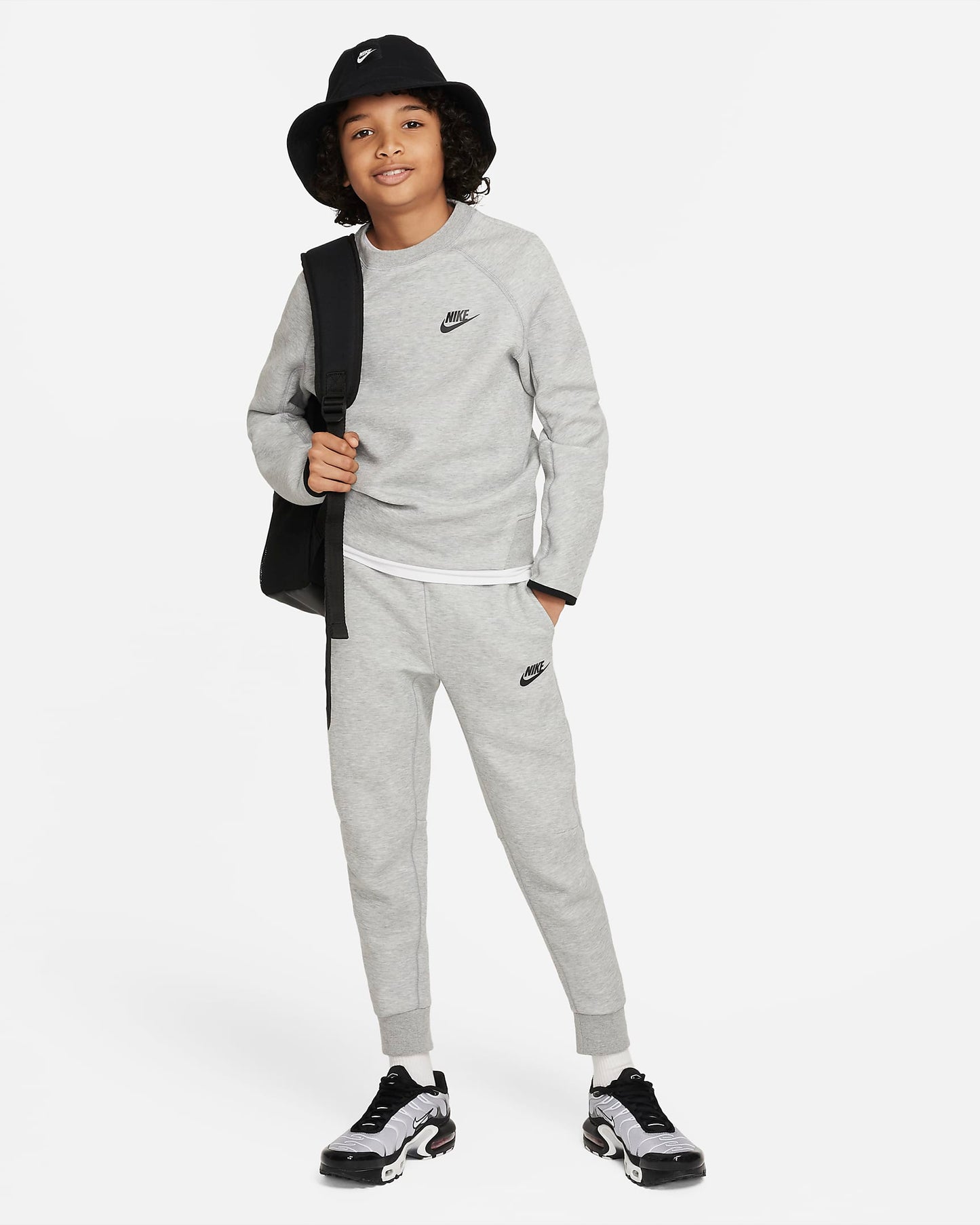 Nike Sportswear Tech Fleece Older Boys' Trousers | Dark Grey Heather