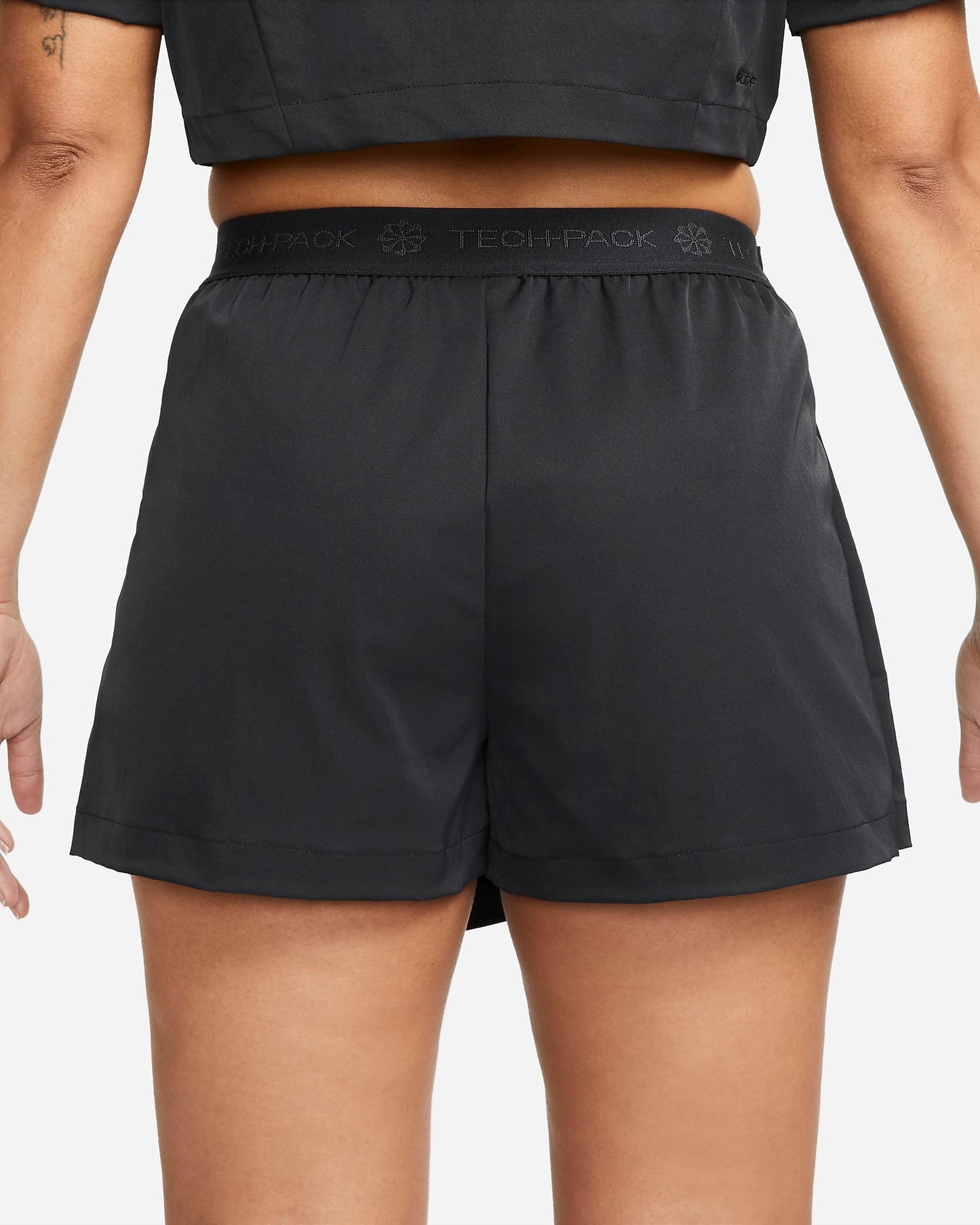 Nike Sportswear Tech Pack Skirt | Black