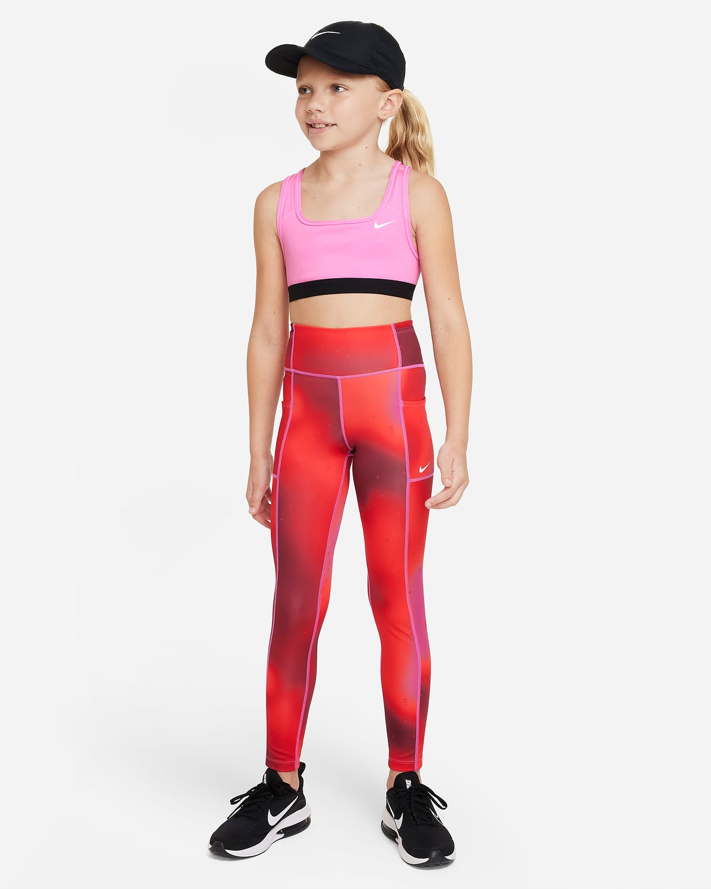 Nike Swoosh Older Girls' Sports Bra | Playful Pink