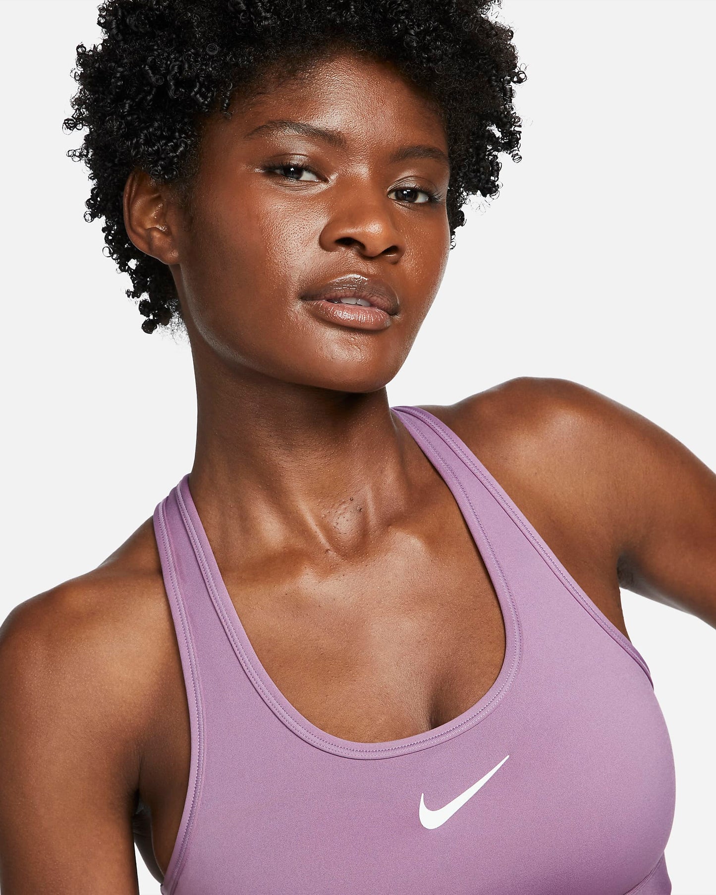 Nike Swoosh Medium Support | Violet Dust