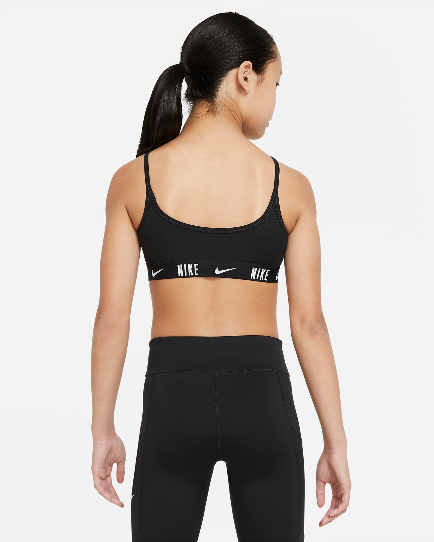 Nike Trophy Older Girls' Sports Bra | Black